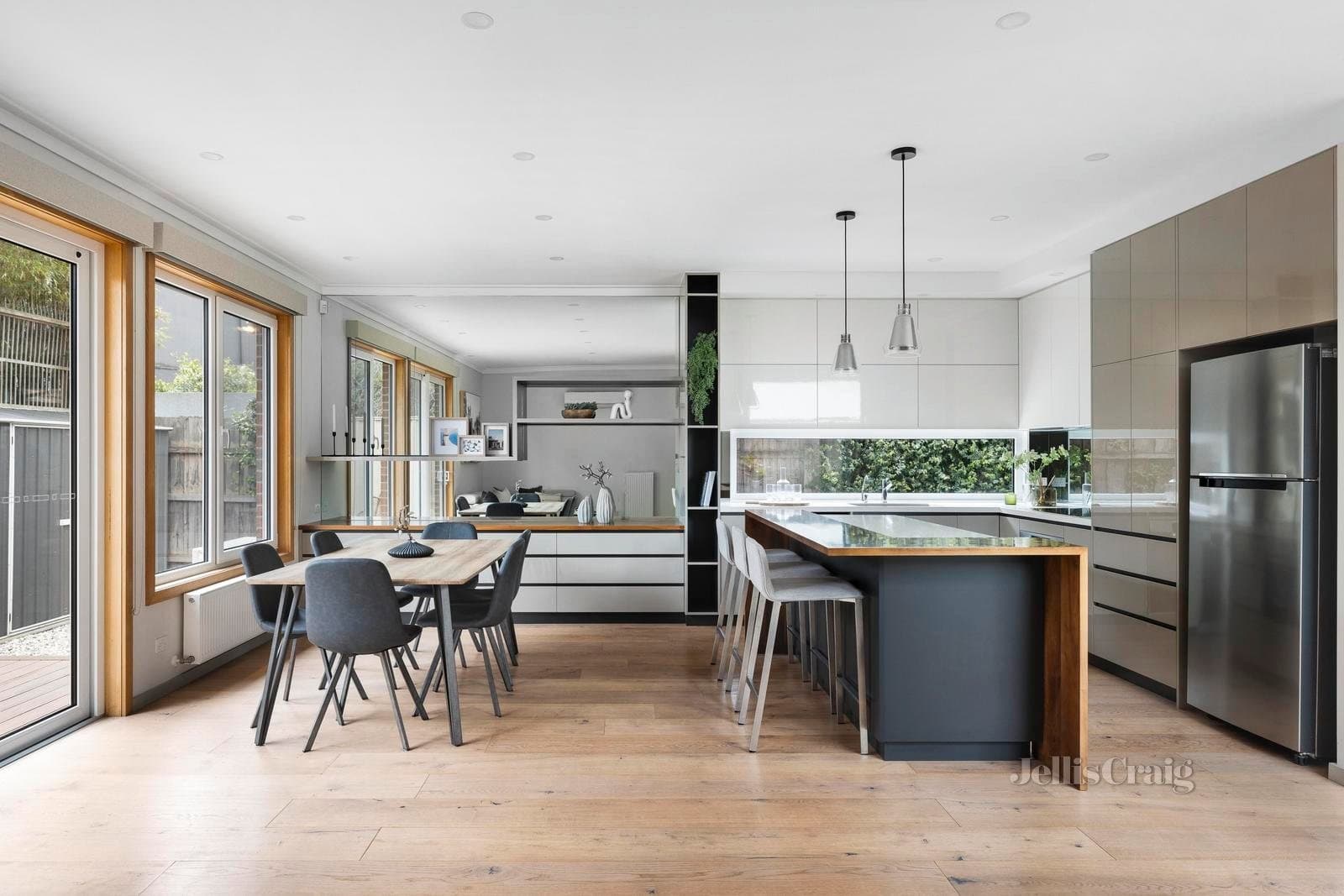 117 Dunstan Parade, Port Melbourne, Port Melbourne - Thumbnail 4