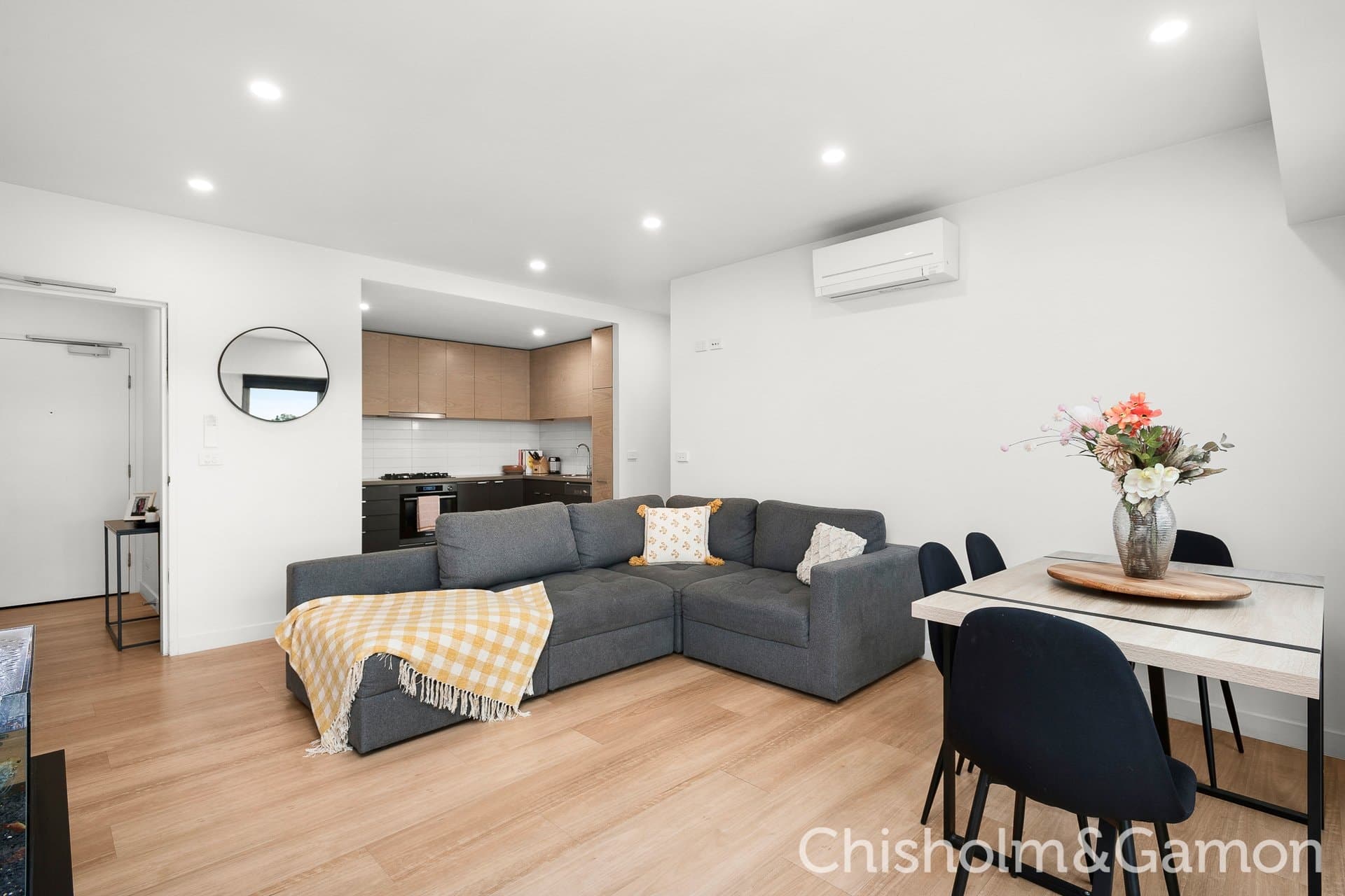 402/135 Inkerman Street, St Kilda, St Kilda - Thumbnail 3