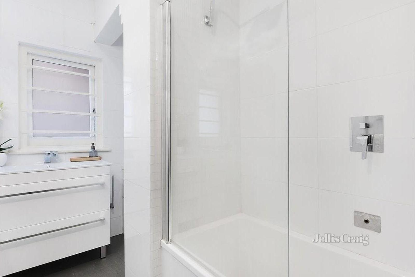 1/336 Dandenong Road, St Kilda East, St Kilda East - Image 1