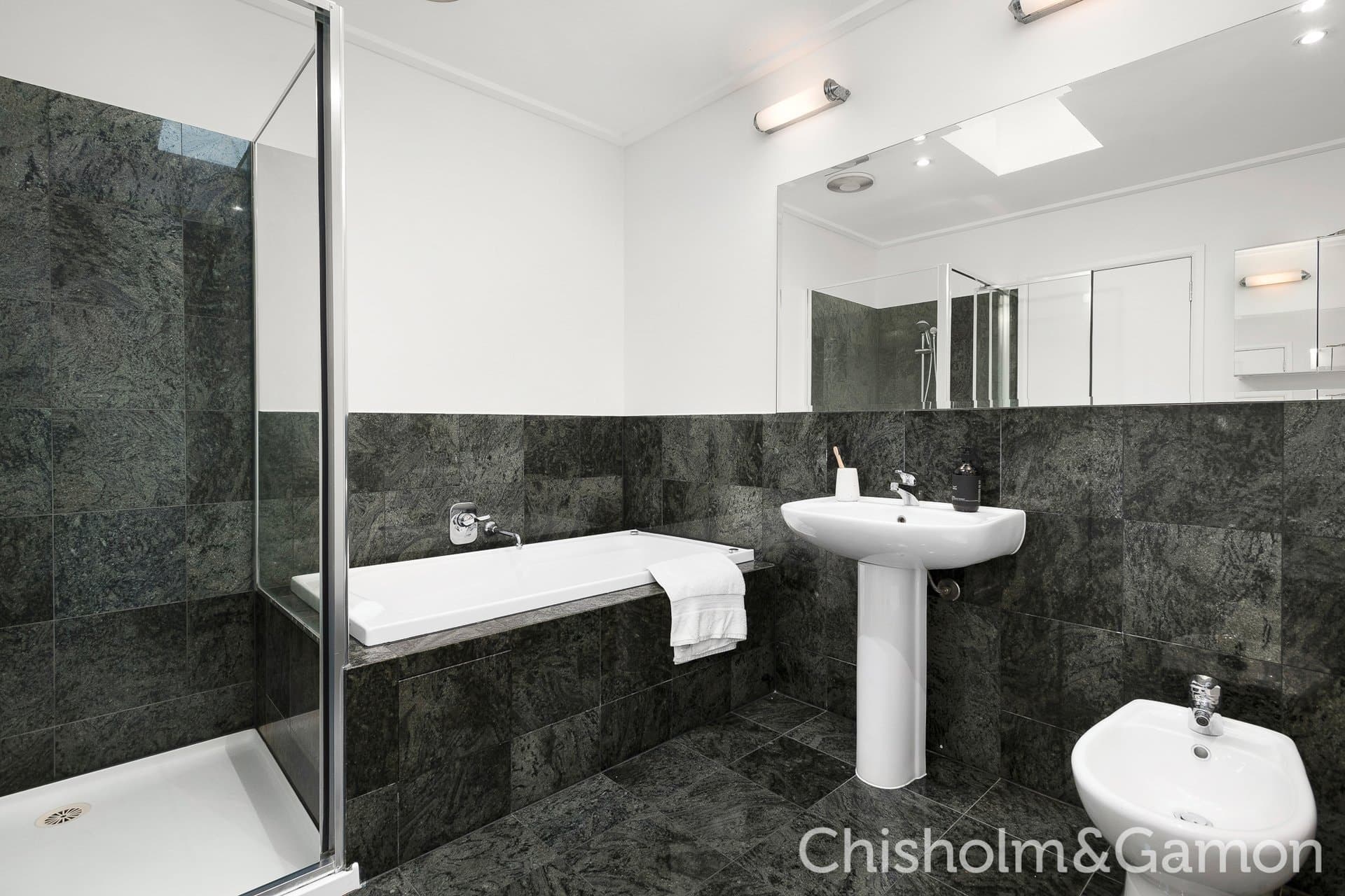 116 Esplanade West, Port Melbourne, Port Melbourne - Thumbnail 8