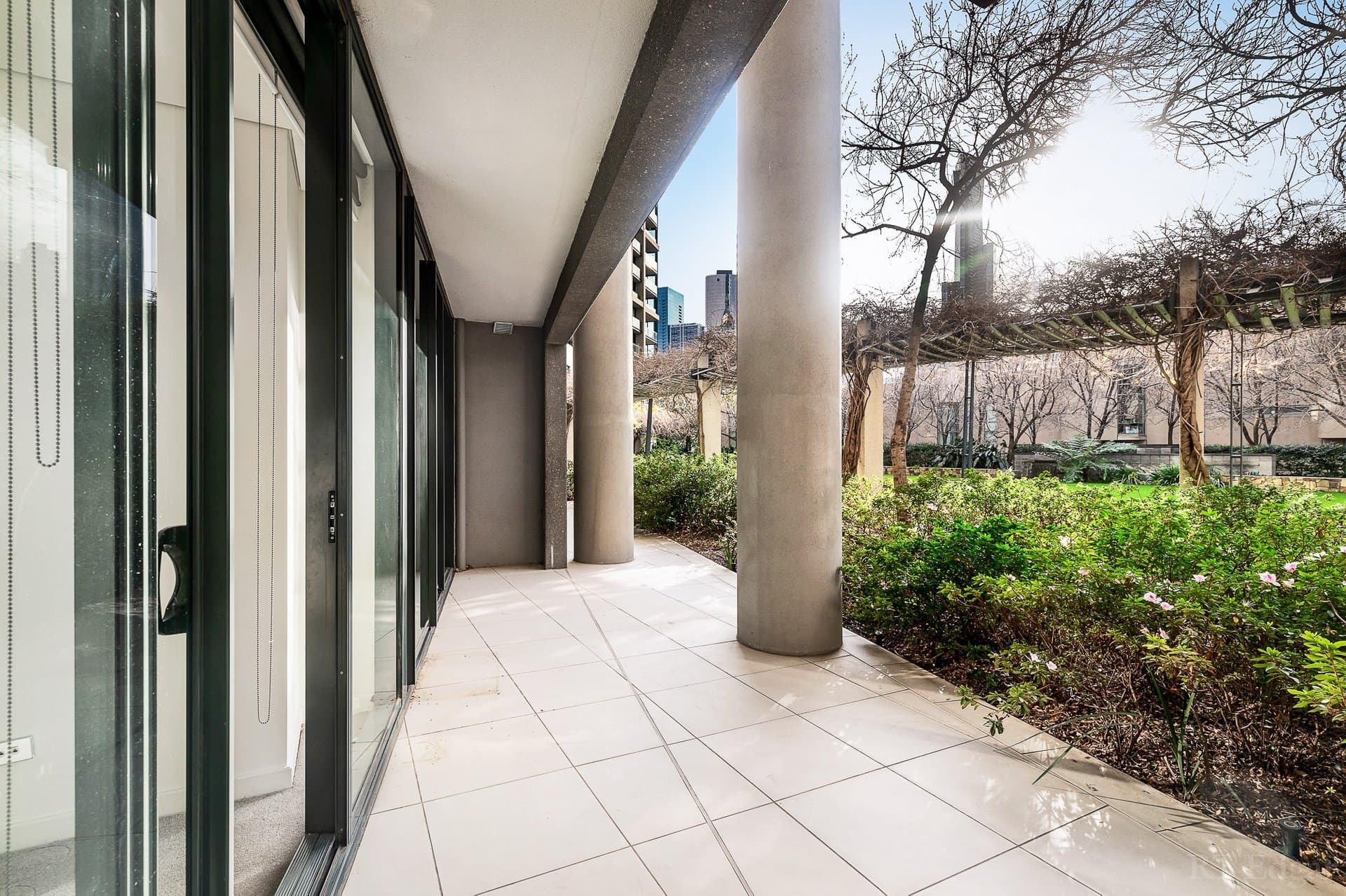 102/250 St Kilda Road, Southbank, Southbank - Thumbnail 3