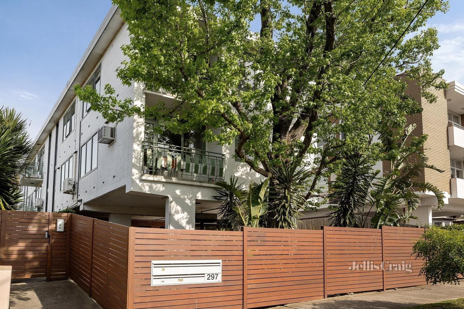 2/297 Orrong Road, St Kilda East, St Kilda East - Image 1