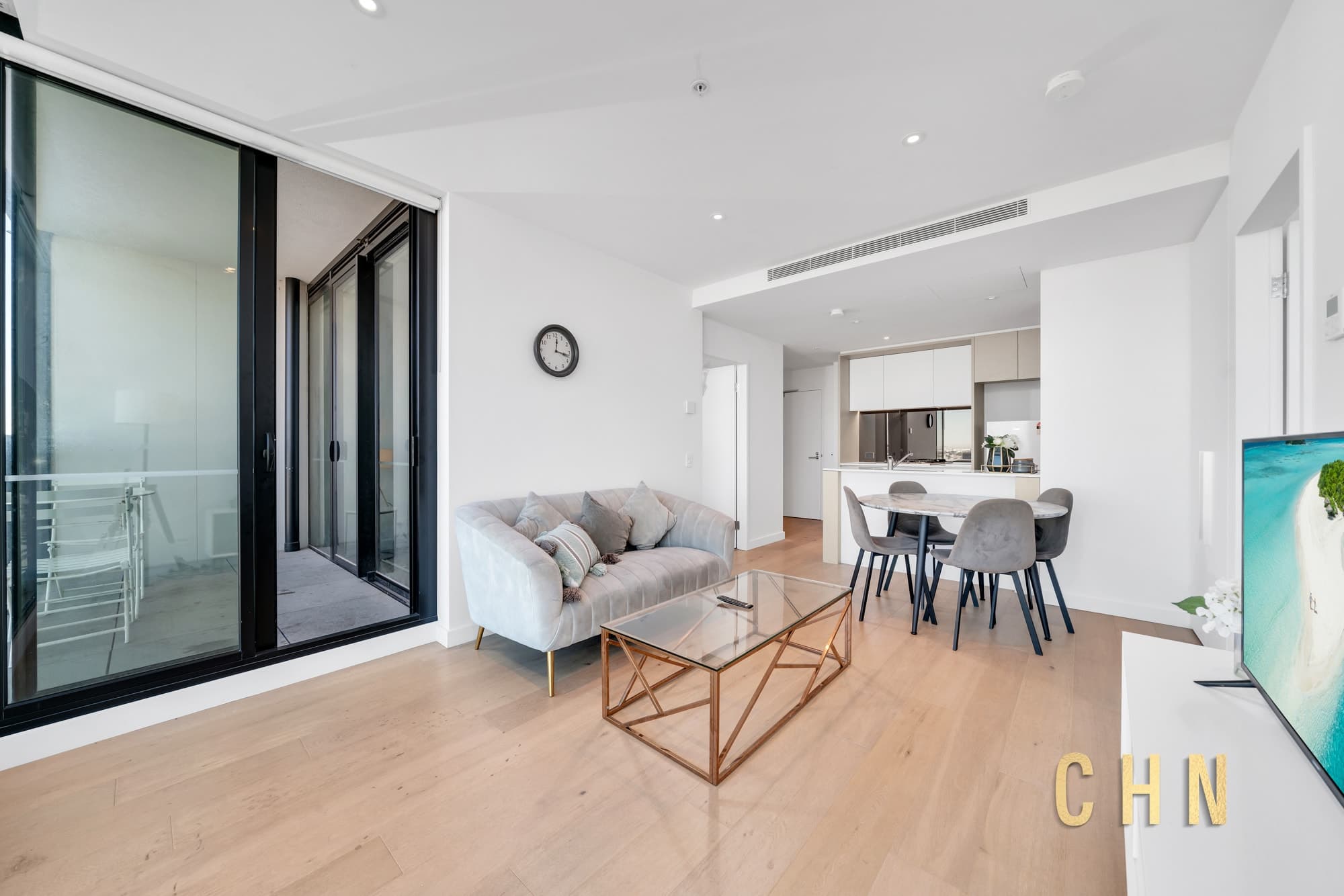 1012/915 Collins Street, Docklands - Thumbnail 4
