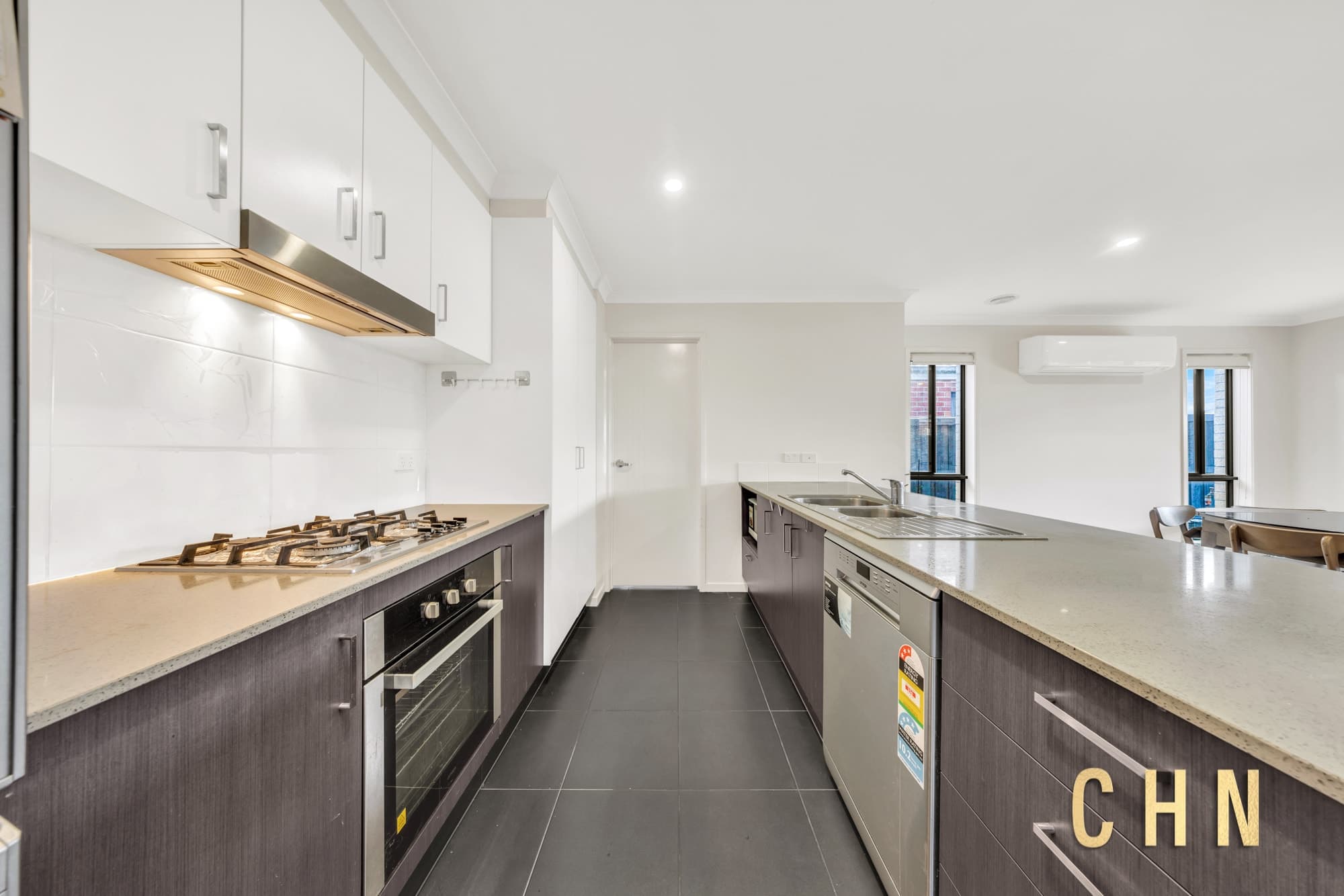 24 Maryborough Drive, Wyndham Vale - Thumbnail 8