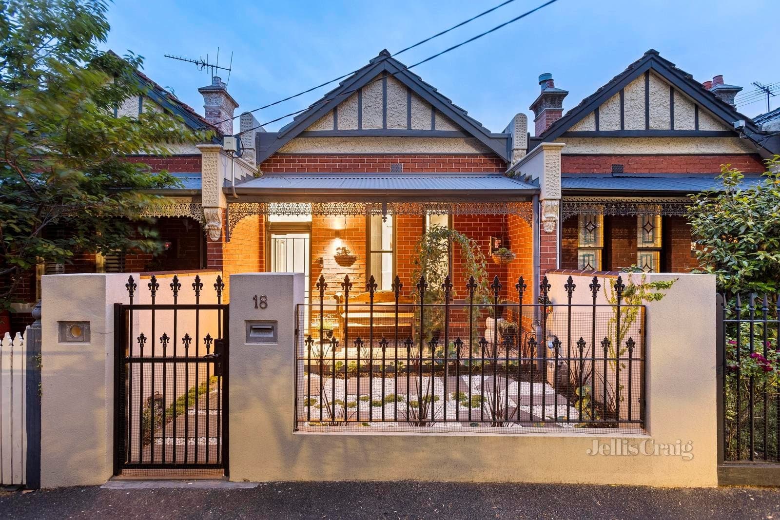 18 Herbert Street, Albert Park, Albert Park - Thumbnail 2