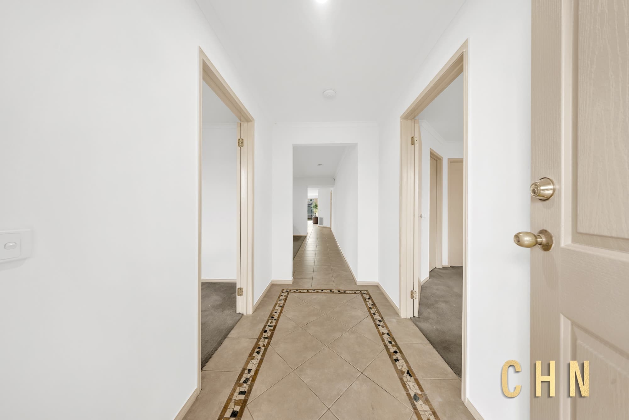 4 Hughes Avenue, Caroline Springs - Thumbnail 5