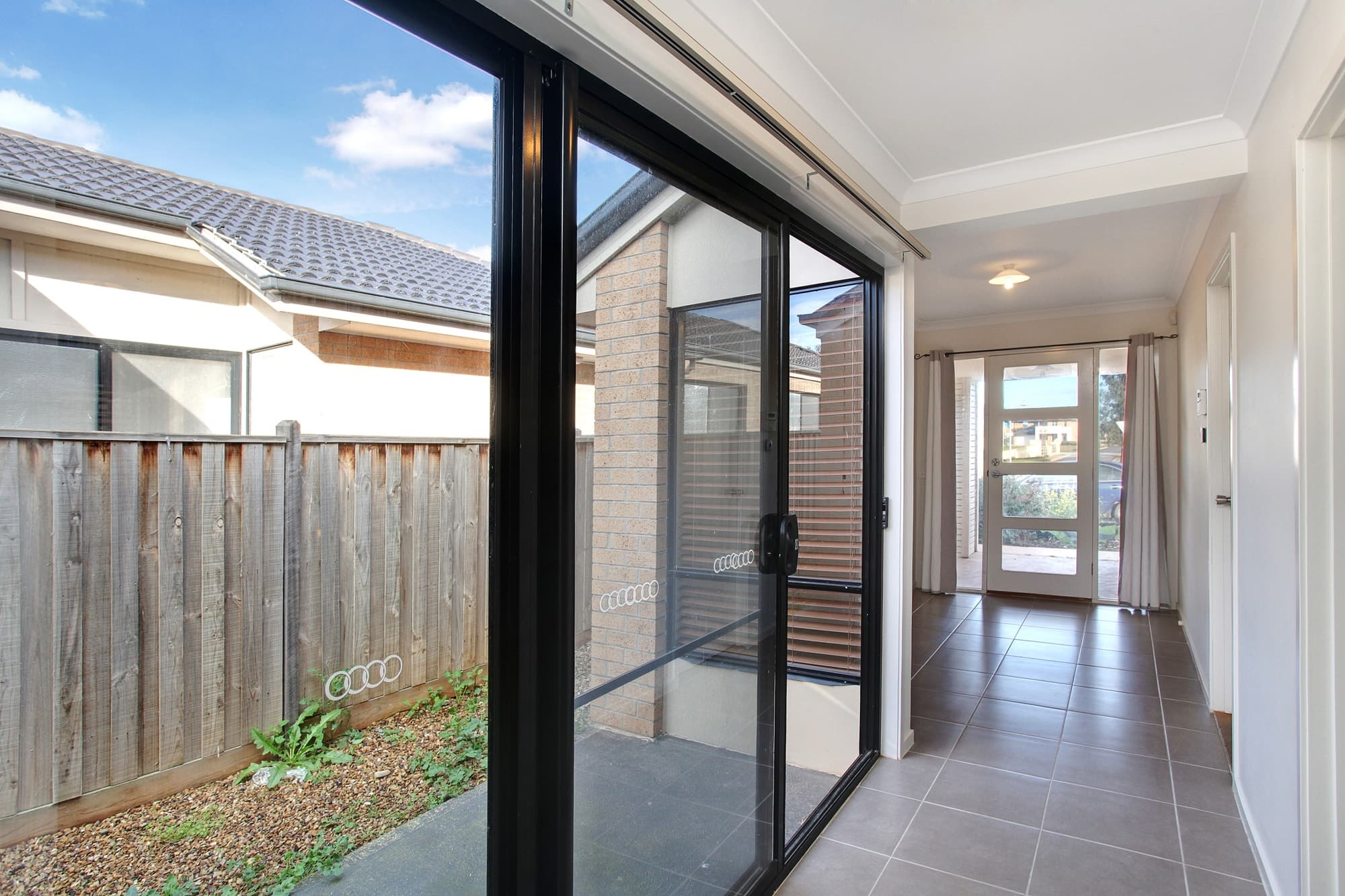 69 Sanctuary Lakes East Boulevard, Point Cook - Thumbnail 8
