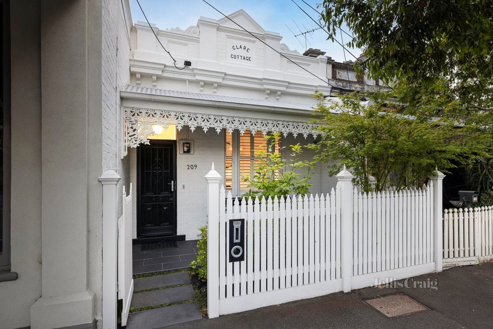 209 Ross Street, Port Melbourne, Port Melbourne - Thumbnail 2