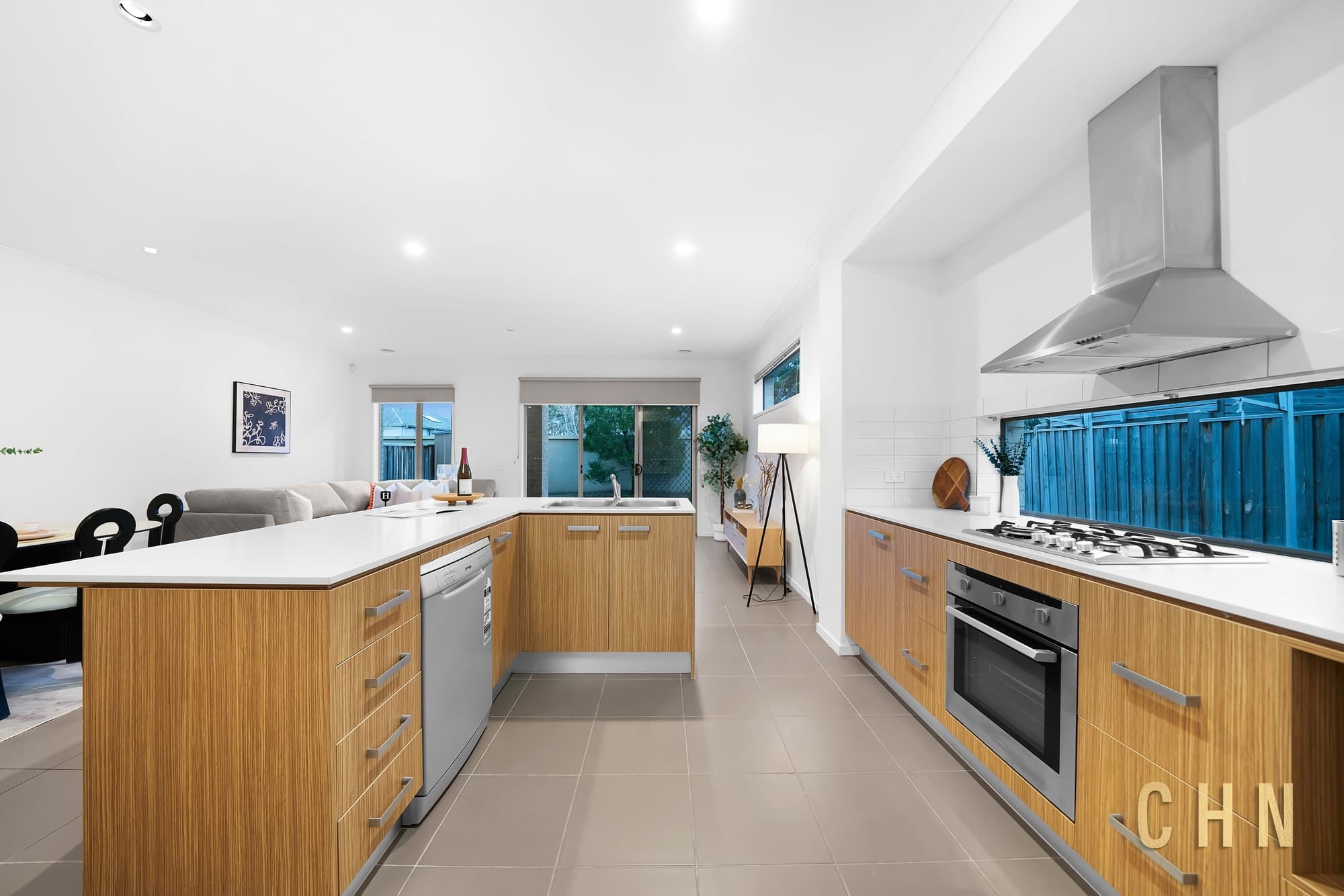 19 Broadbeach Circuit, Point Cook - Thumbnail 4