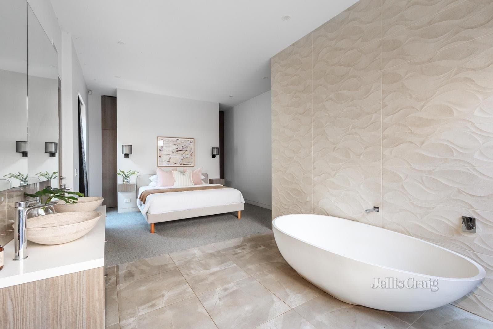 1 Bayview Street, Elwood, Elwood - Thumbnail 7