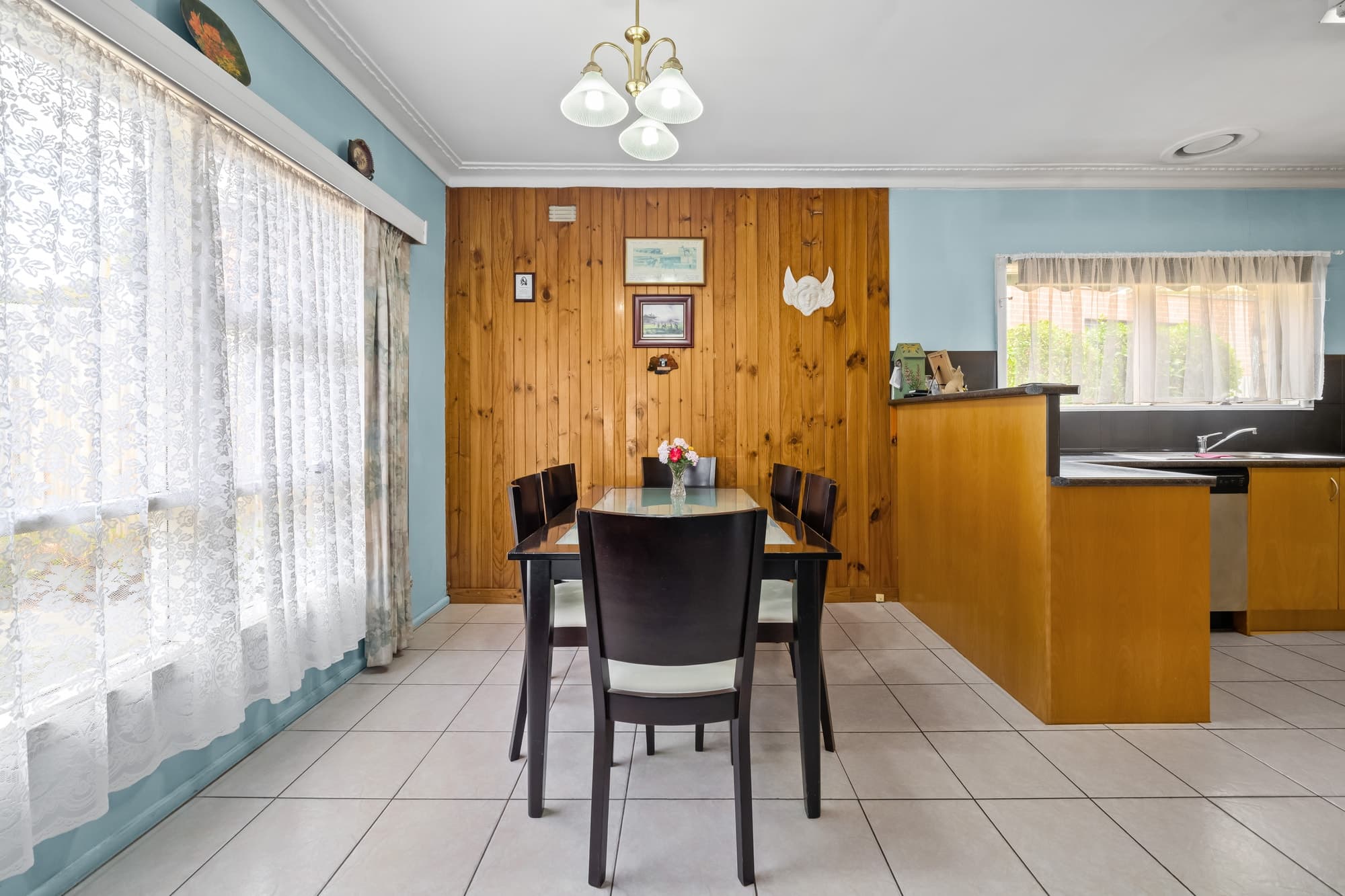 2 Heathfield Rise, Box Hill North - Thumbnail 3