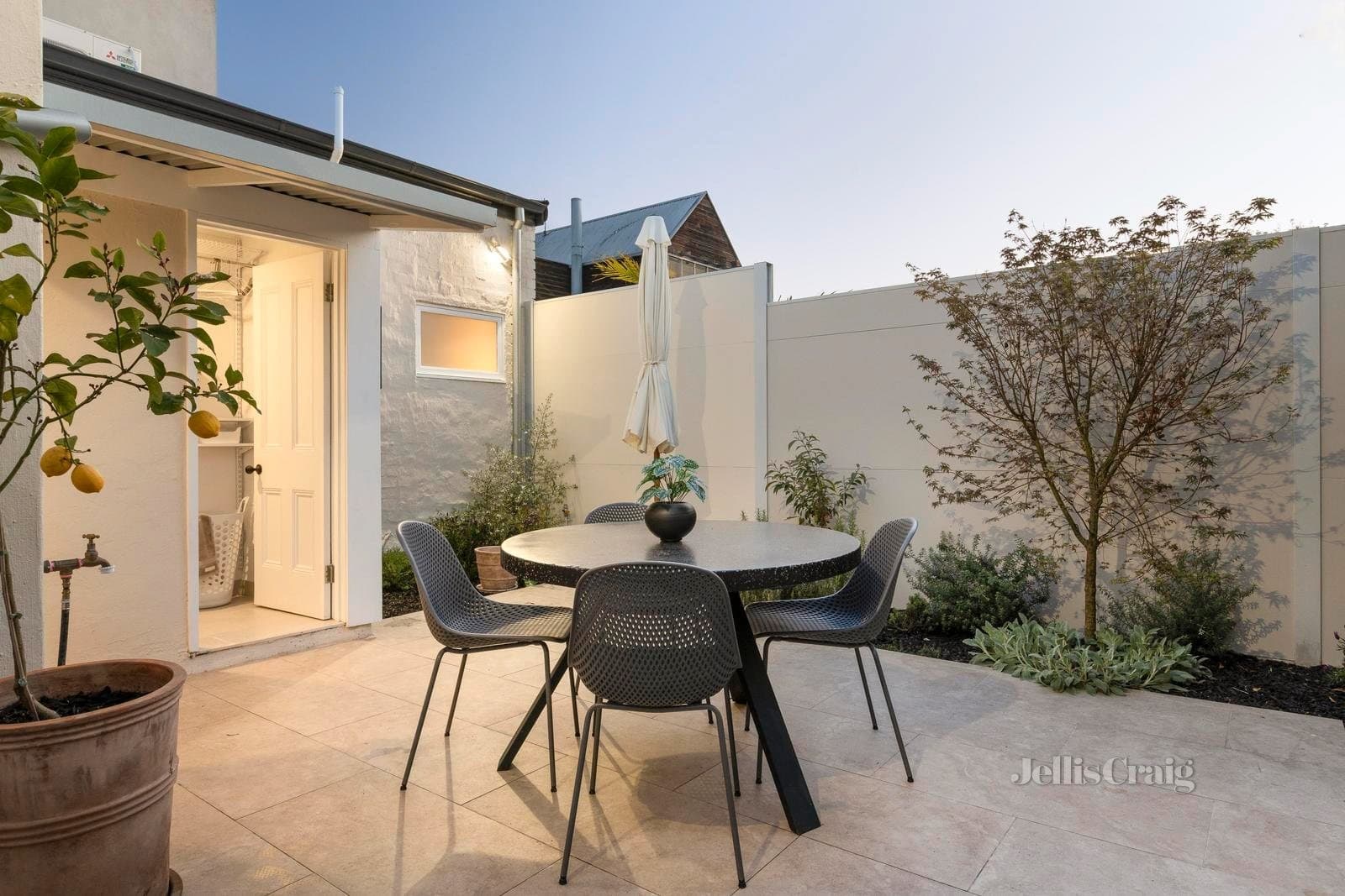 8 Coote Street, South Melbourne, South Melbourne - Image 1
