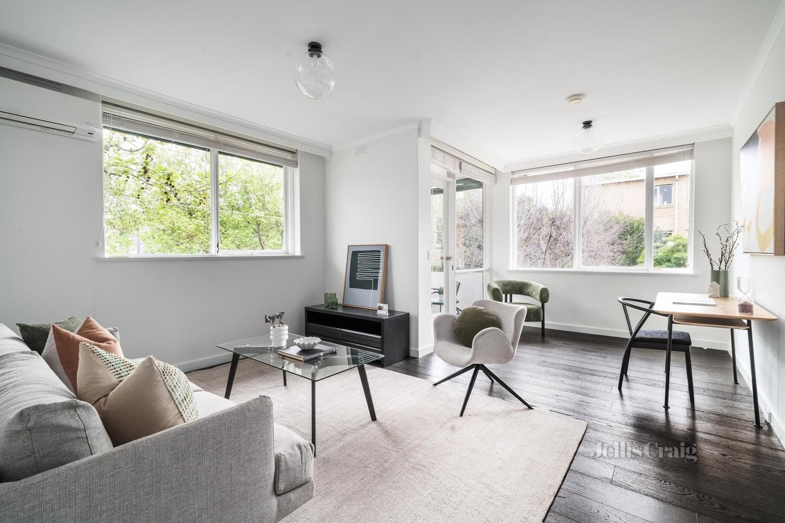 2/29 Pine Avenue, Elwood, Elwood - Thumbnail 2