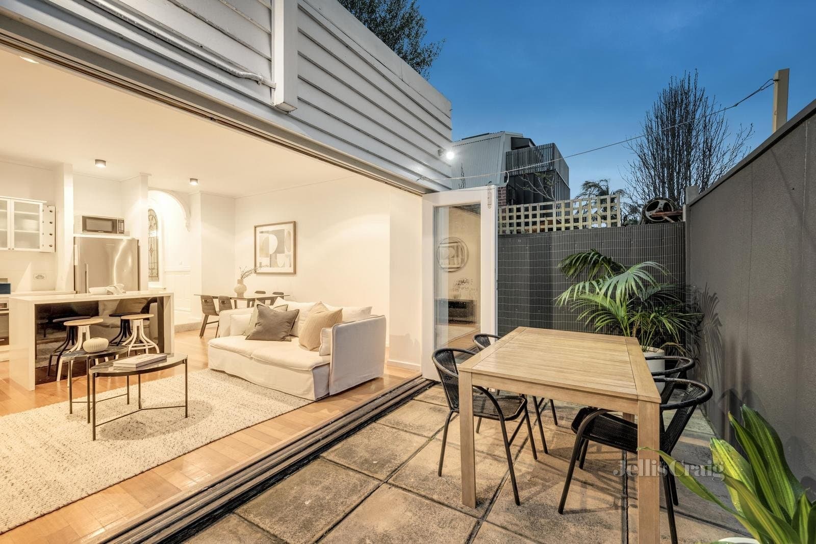 1 Chusan Street, Balaclava, Balaclava - Thumbnail 2