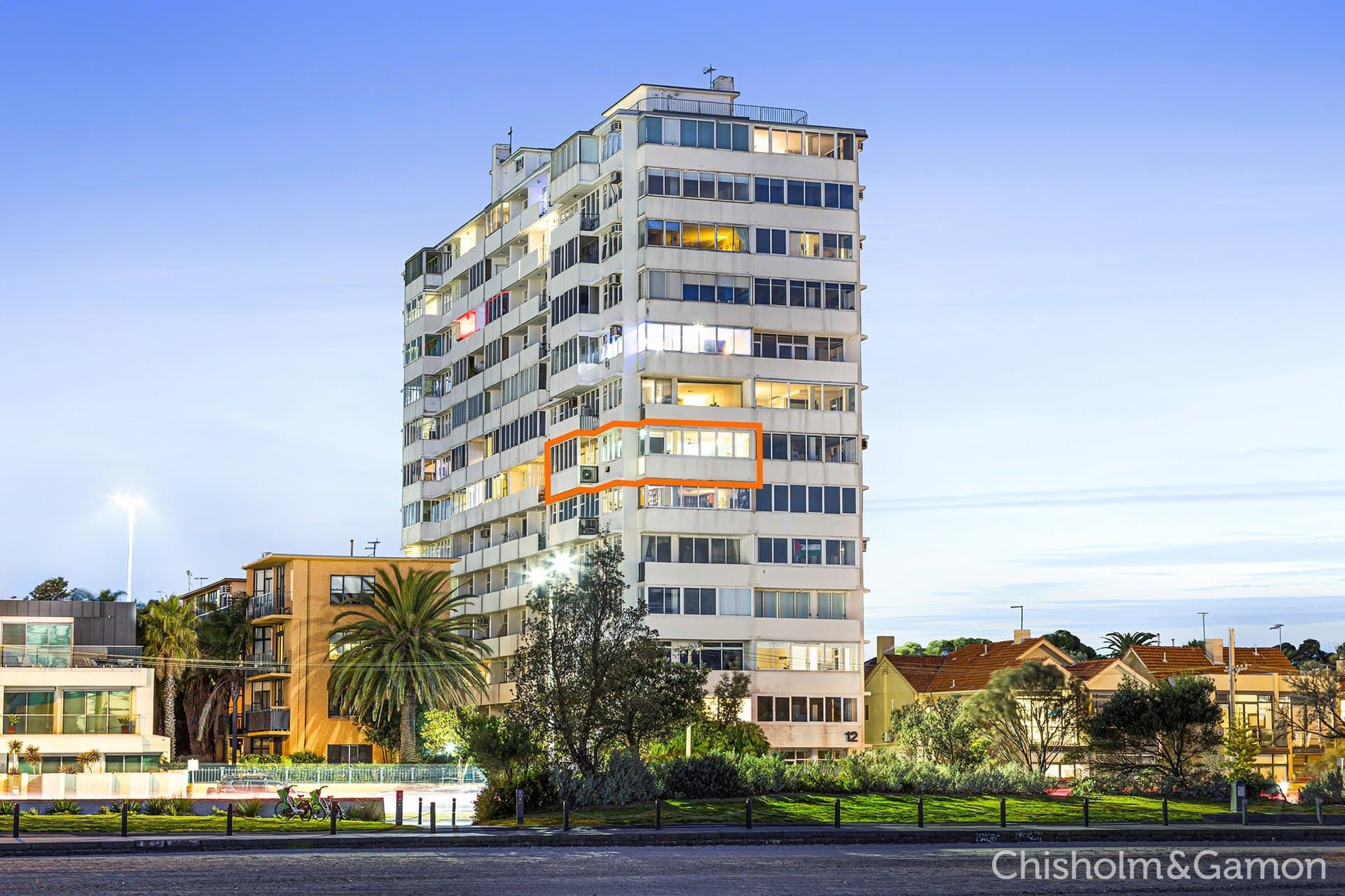 6B/12 Marine Parade, St Kilda, St Kilda - Thumbnail 2