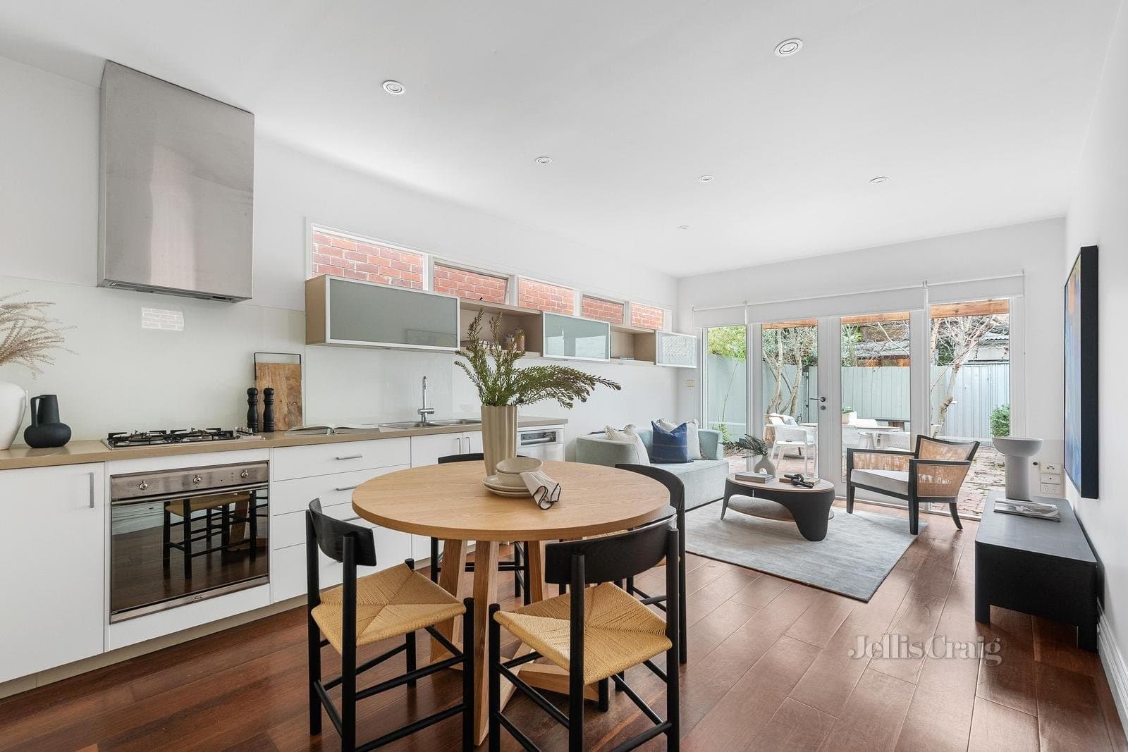 250 Richardson Street, Middle Park, Middle Park - Thumbnail 3