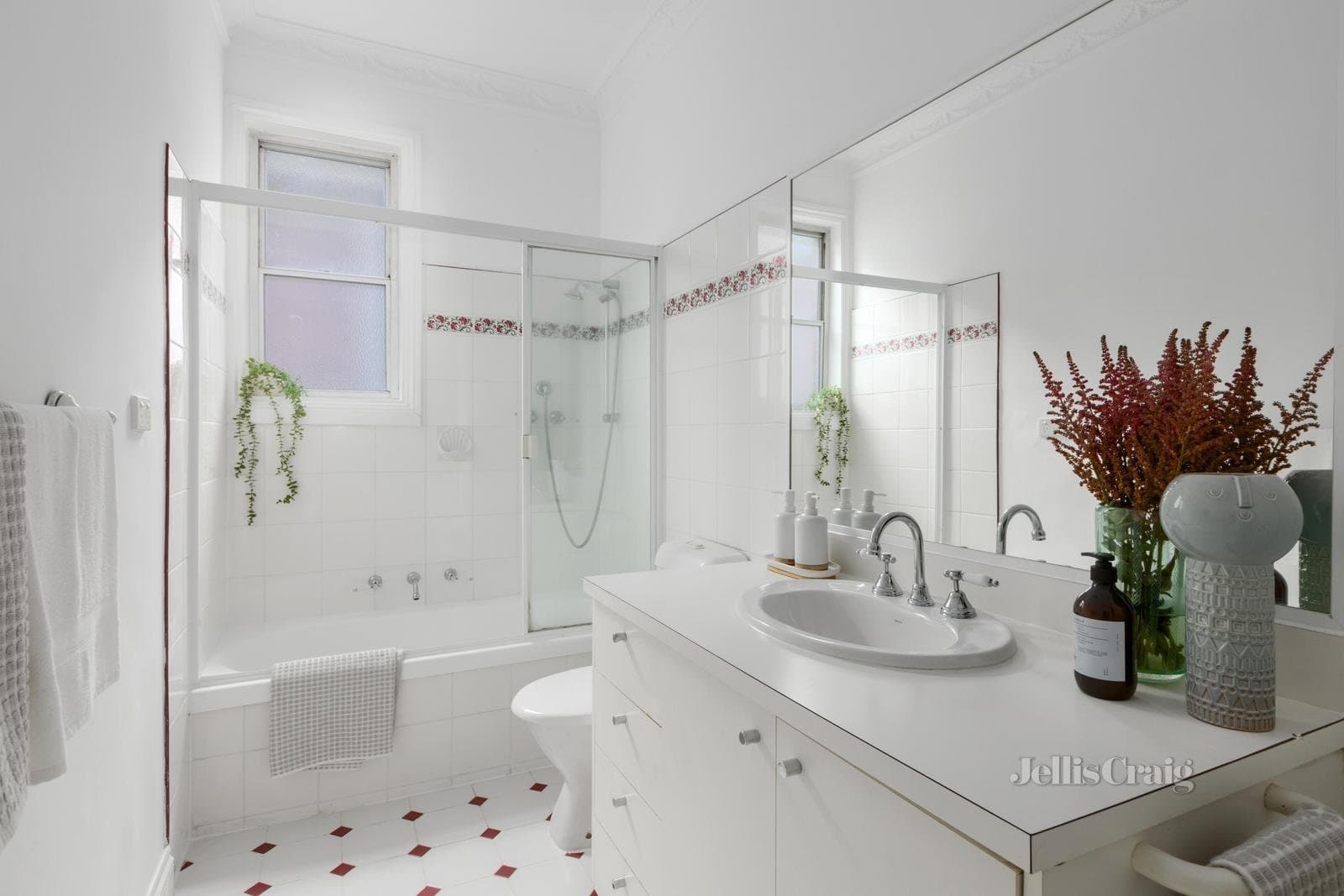 13 Gurner Street, St Kilda, St Kilda - Thumbnail 7