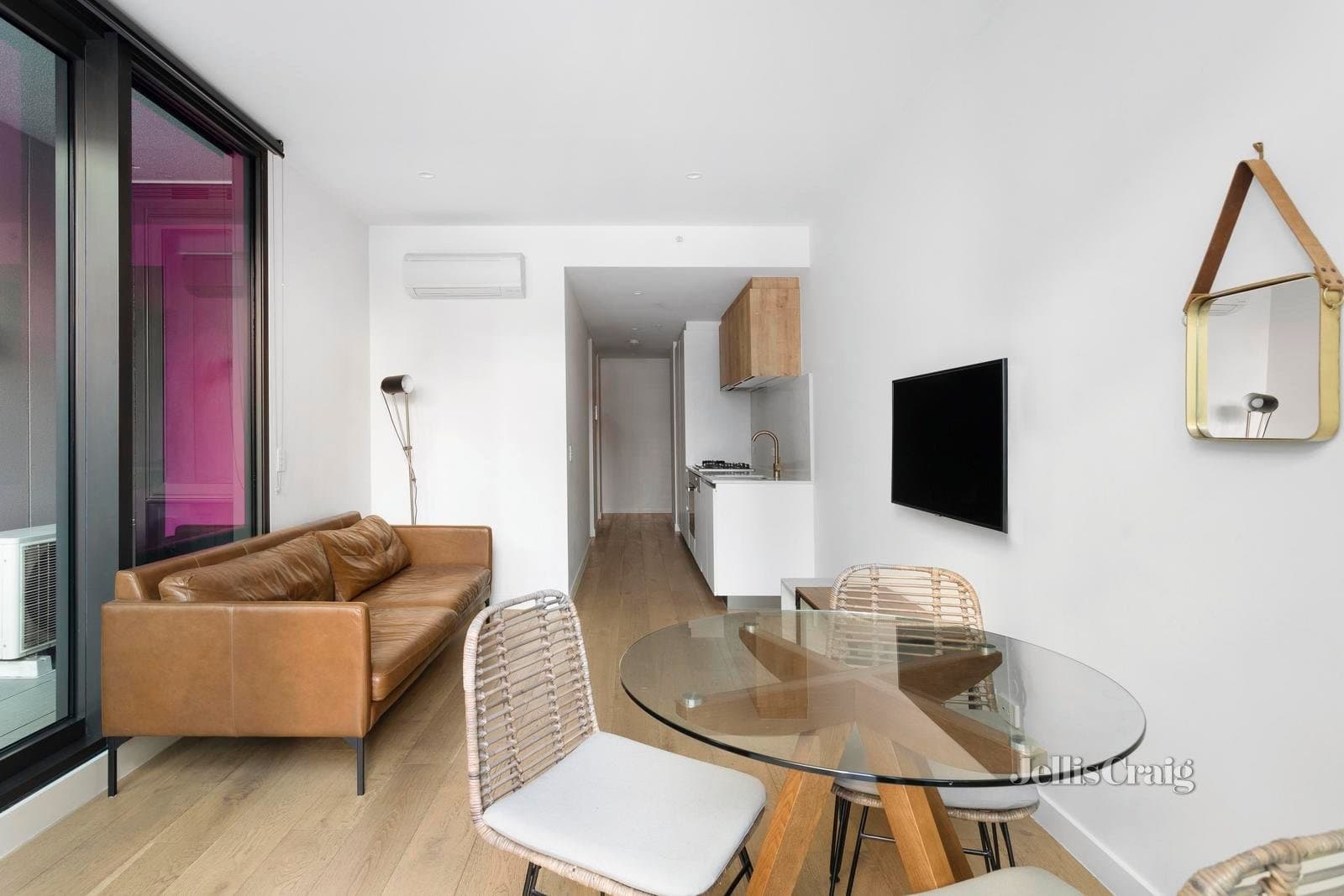 504/23 Mackenzie Street, Melbourne, Melbourne - Thumbnail 4