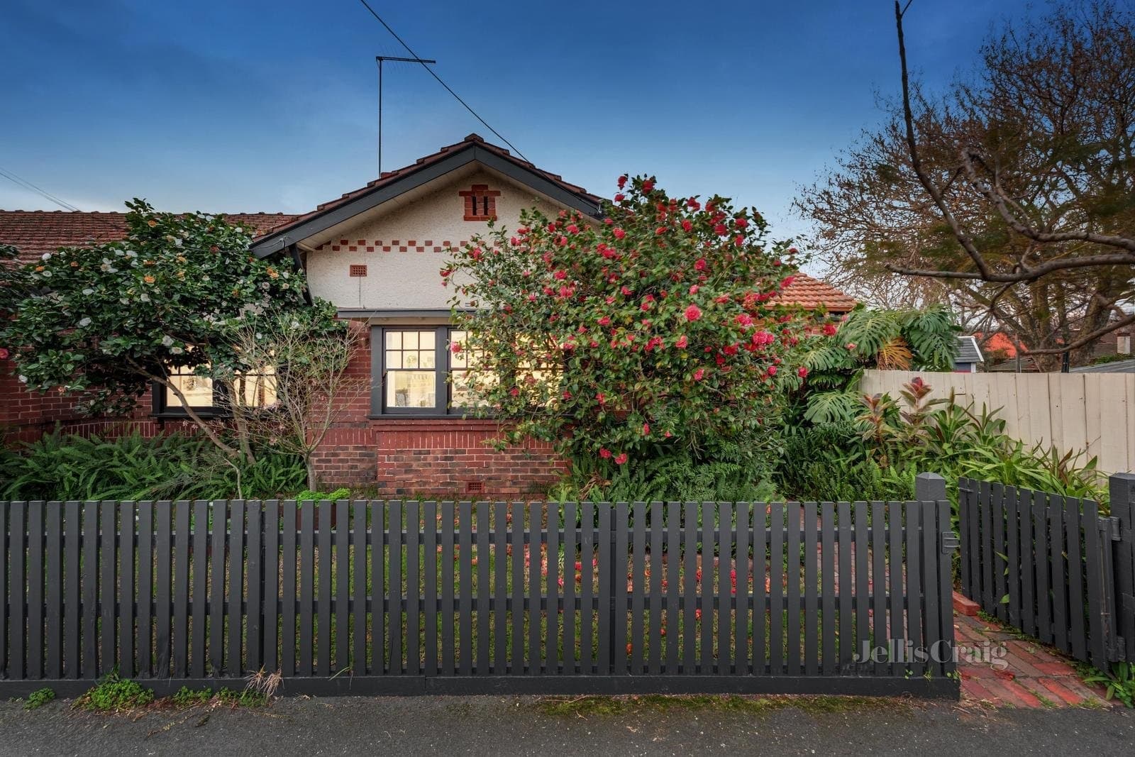 42 Shelley Street, Elwood, Elwood - Thumbnail 2