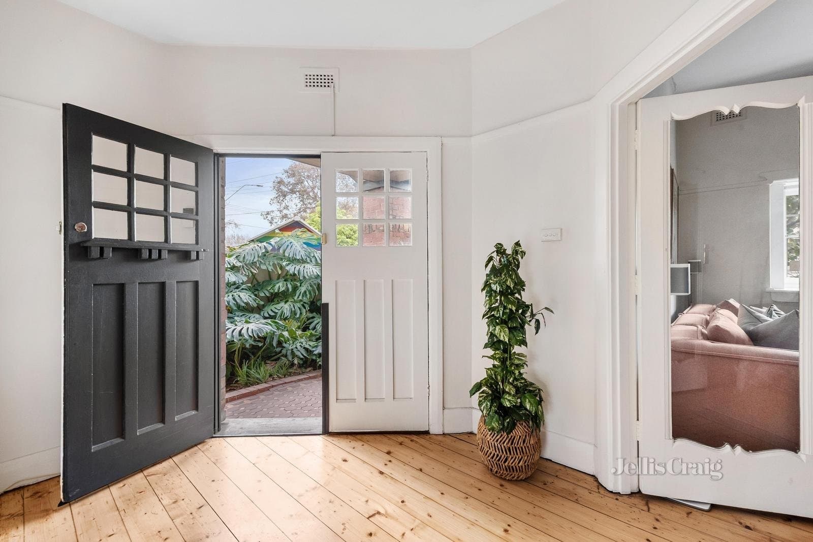 42 Shelley Street, Elwood, Elwood - Thumbnail 3