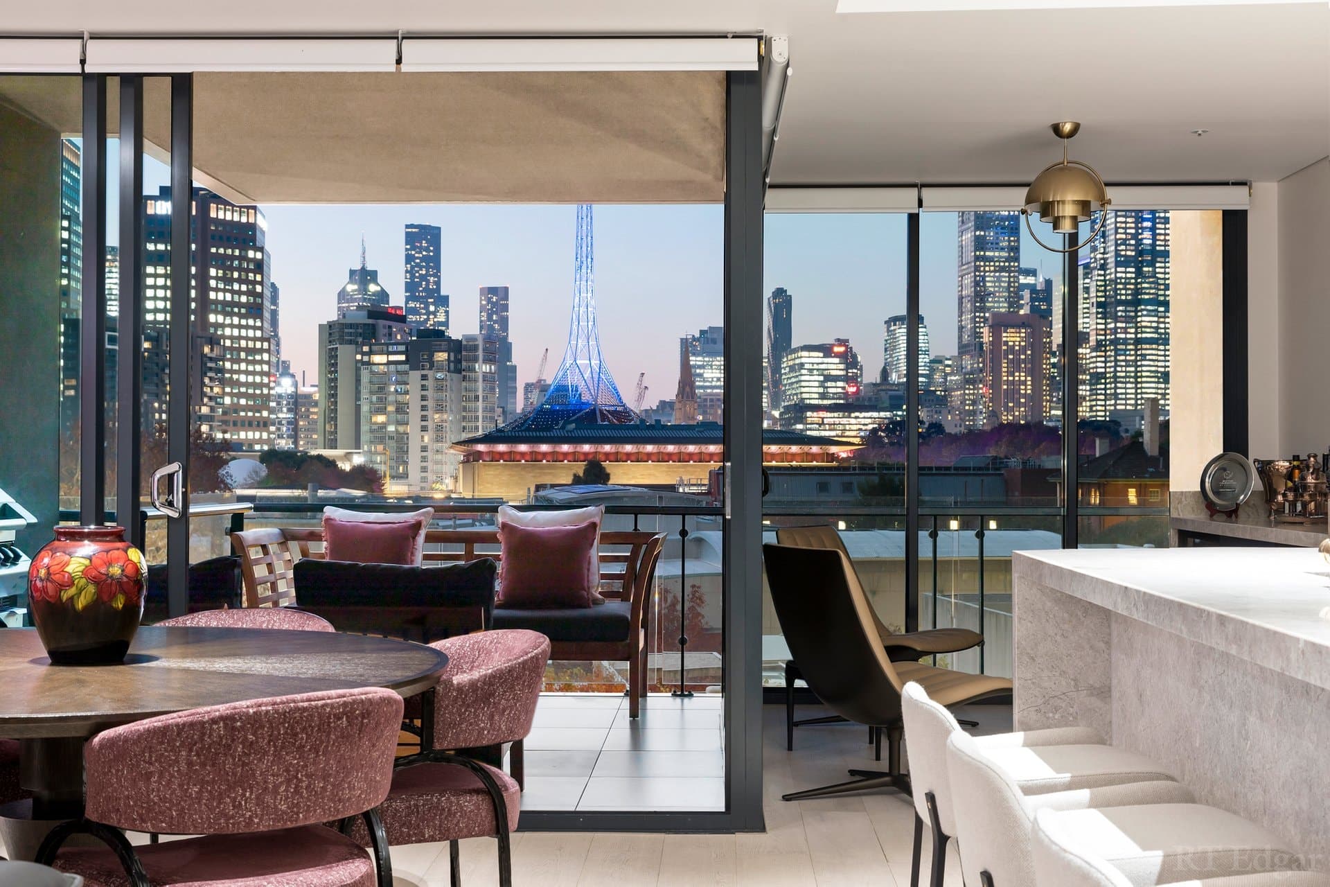 504/250 St Kilda Road, Southbank, Southbank - Thumbnail 2