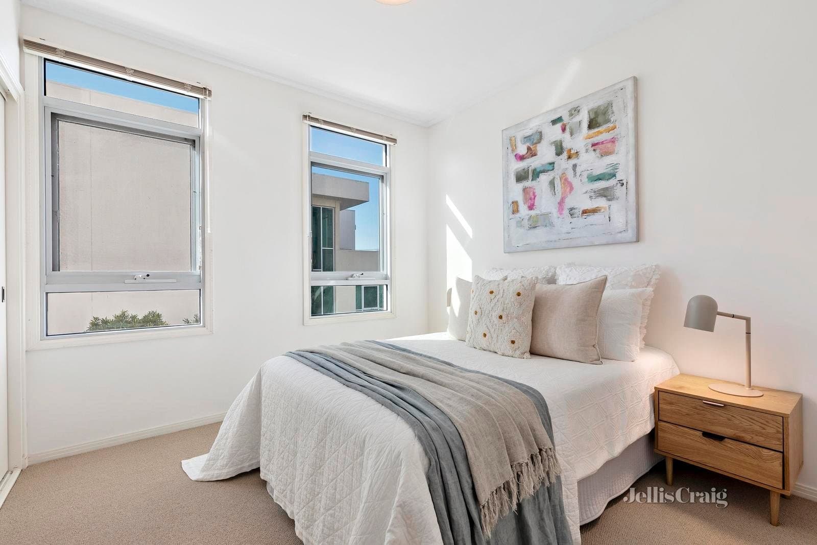 28/1 Graham Street, Port Melbourne, Port Melbourne - Thumbnail 4