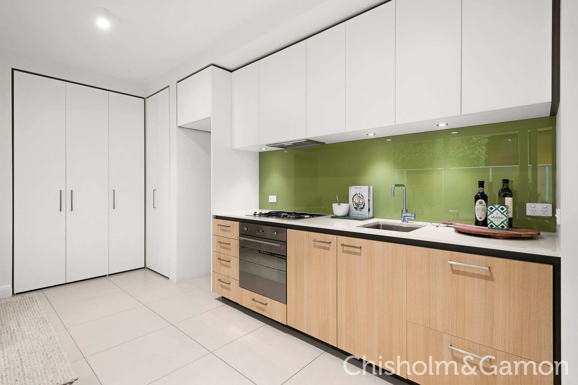1/7 Bluff Avenue, Elwood, Elwood - Thumbnail 5