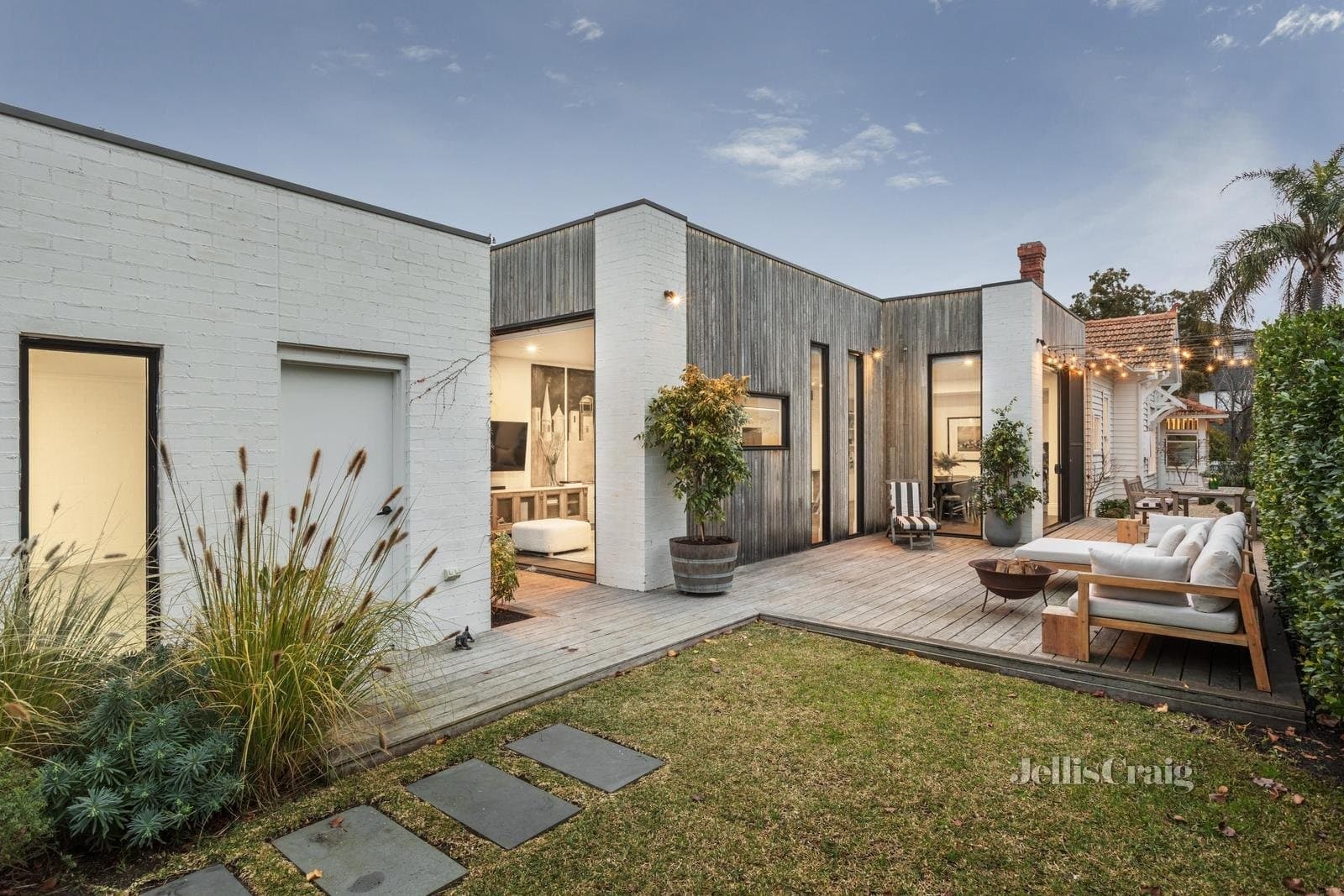 9 Shirley Grove, St Kilda East, St Kilda East - Thumbnail 2