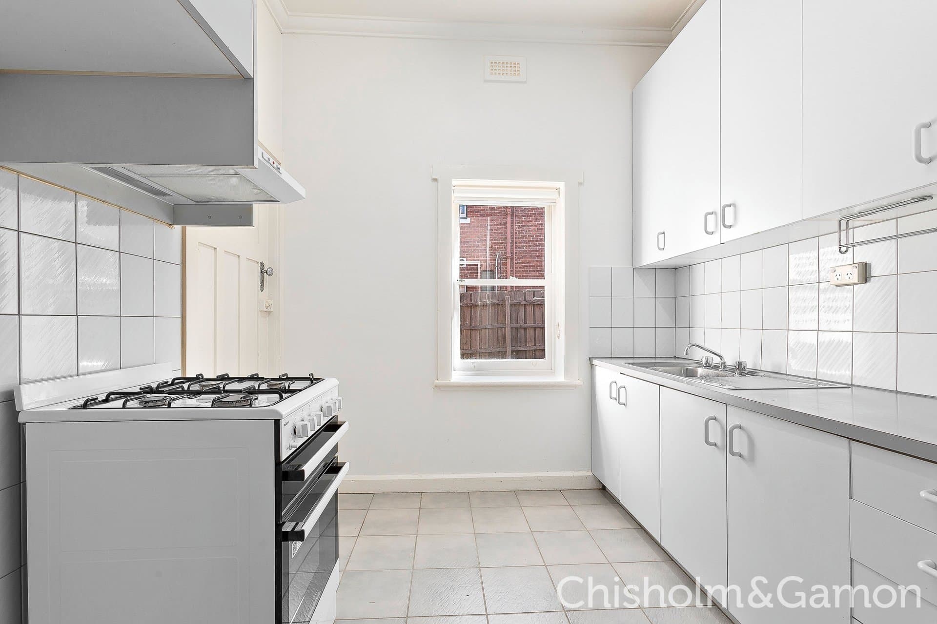12 Tiuna Grove, Elwood, Elwood - Thumbnail 5