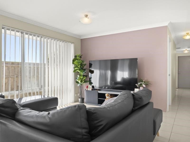 77 Seaside Avenue, Yanchep WA, Yanchep - Thumbnail 2