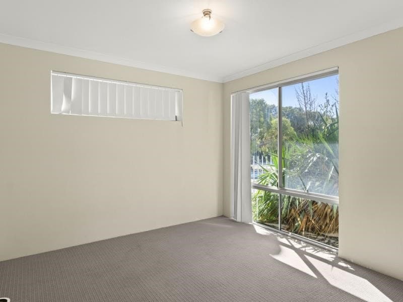 77 Seaside Avenue, Yanchep WA, Yanchep - Thumbnail 3