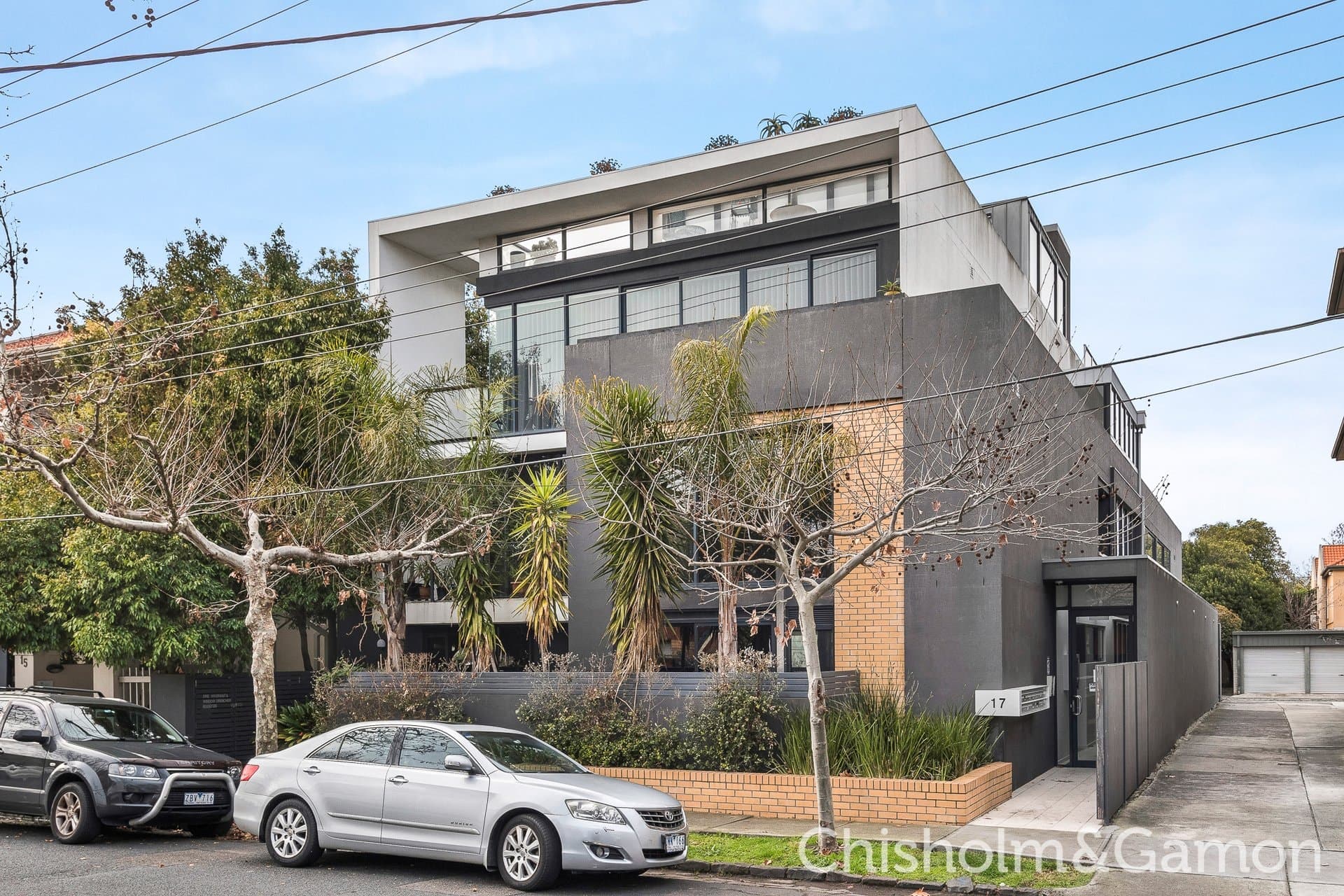 2/17 Pine Avenue, Elwood, Elwood - Image 1