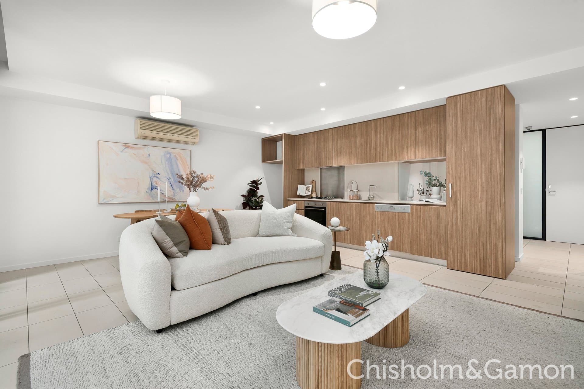 2/17 Pine Avenue, Elwood, Elwood - Thumbnail 2