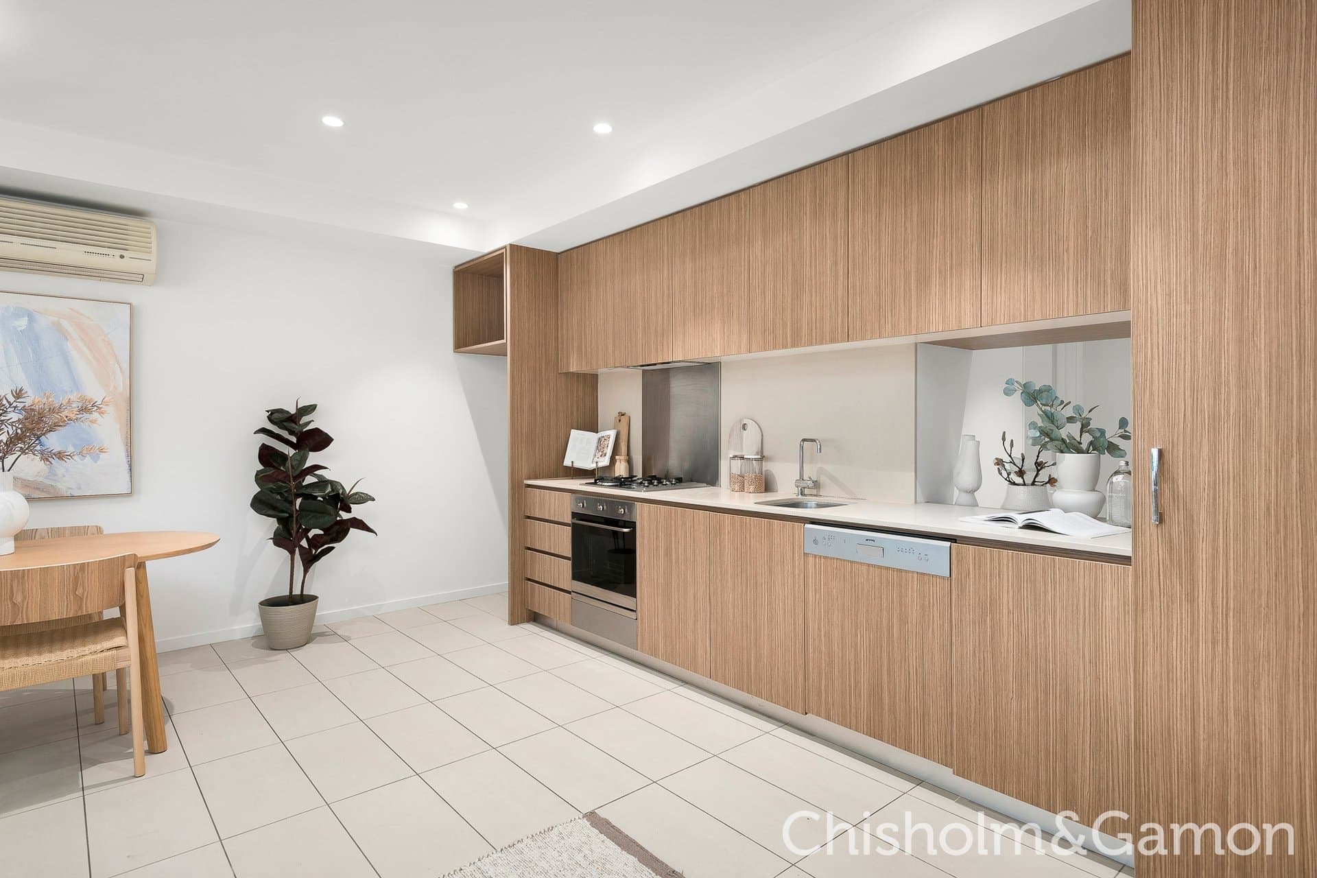 2/17 Pine Avenue, Elwood, Elwood - Thumbnail 5