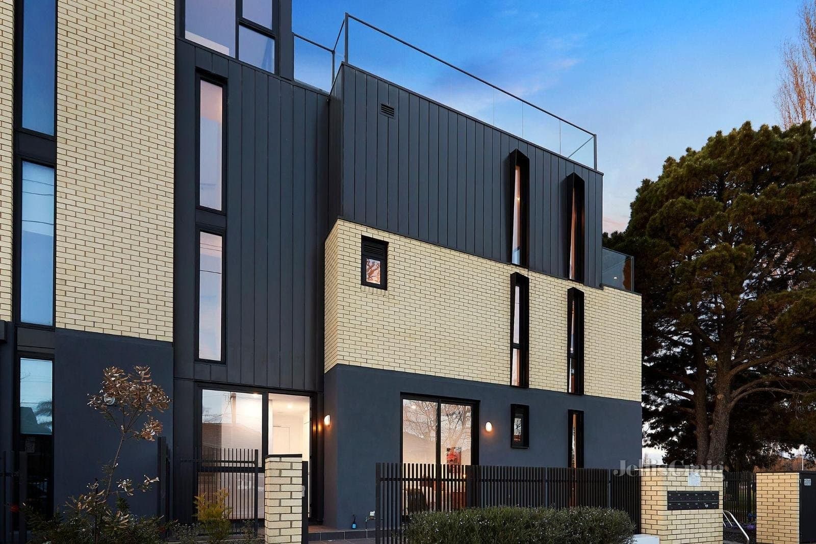 6/343 Williamstown Road, Port Melbourne, Port Melbourne - Thumbnail 2
