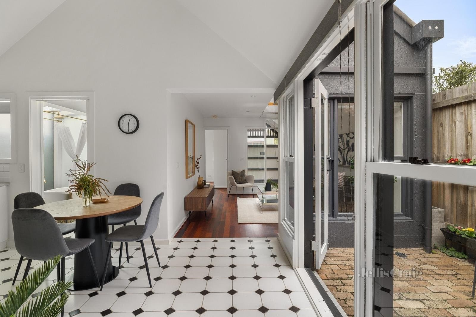34 Little Boundary Street, South Melbourne, South Melbourne - Thumbnail 3