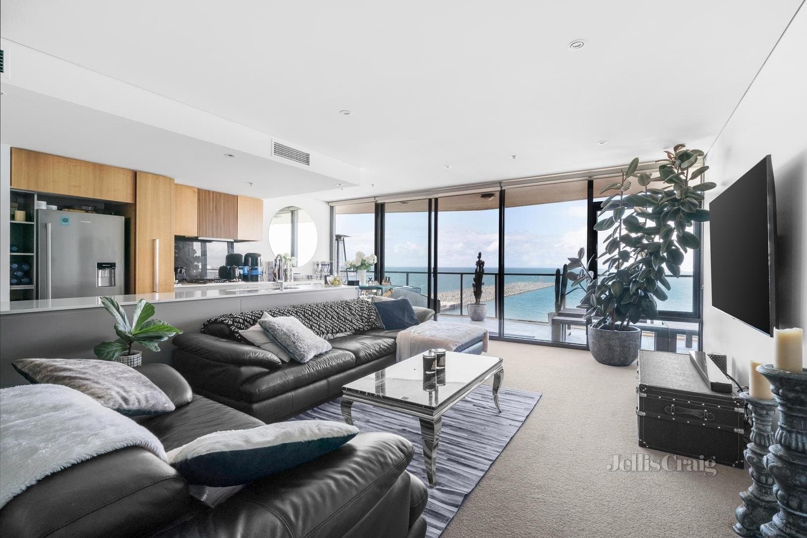 705/155 Beach Street, Port Melbourne, Port Melbourne - Thumbnail 4