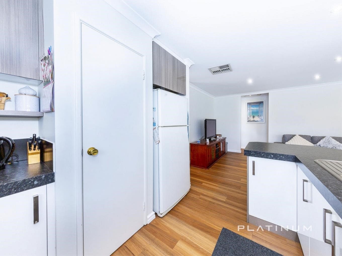 117 Camberwarra Drive, Craigie WA, Craigie - Thumbnail 8