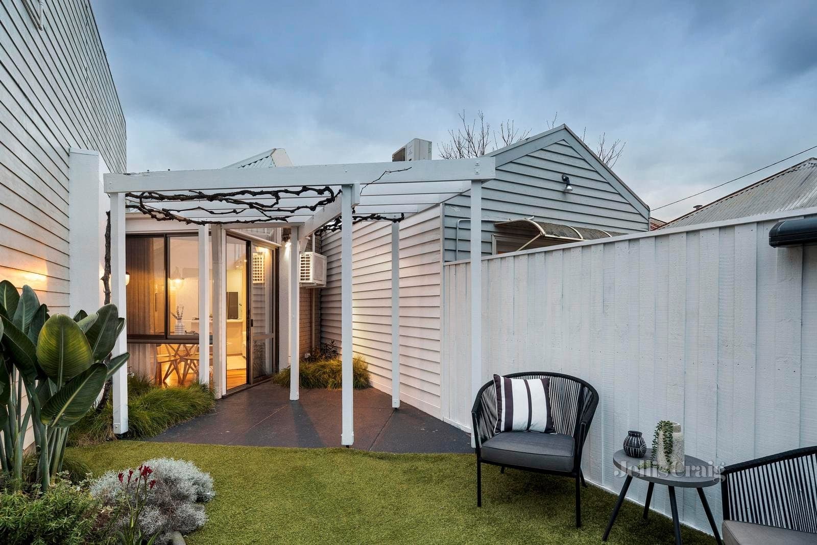 82 Smith Street, South Melbourne, South Melbourne - Image 1