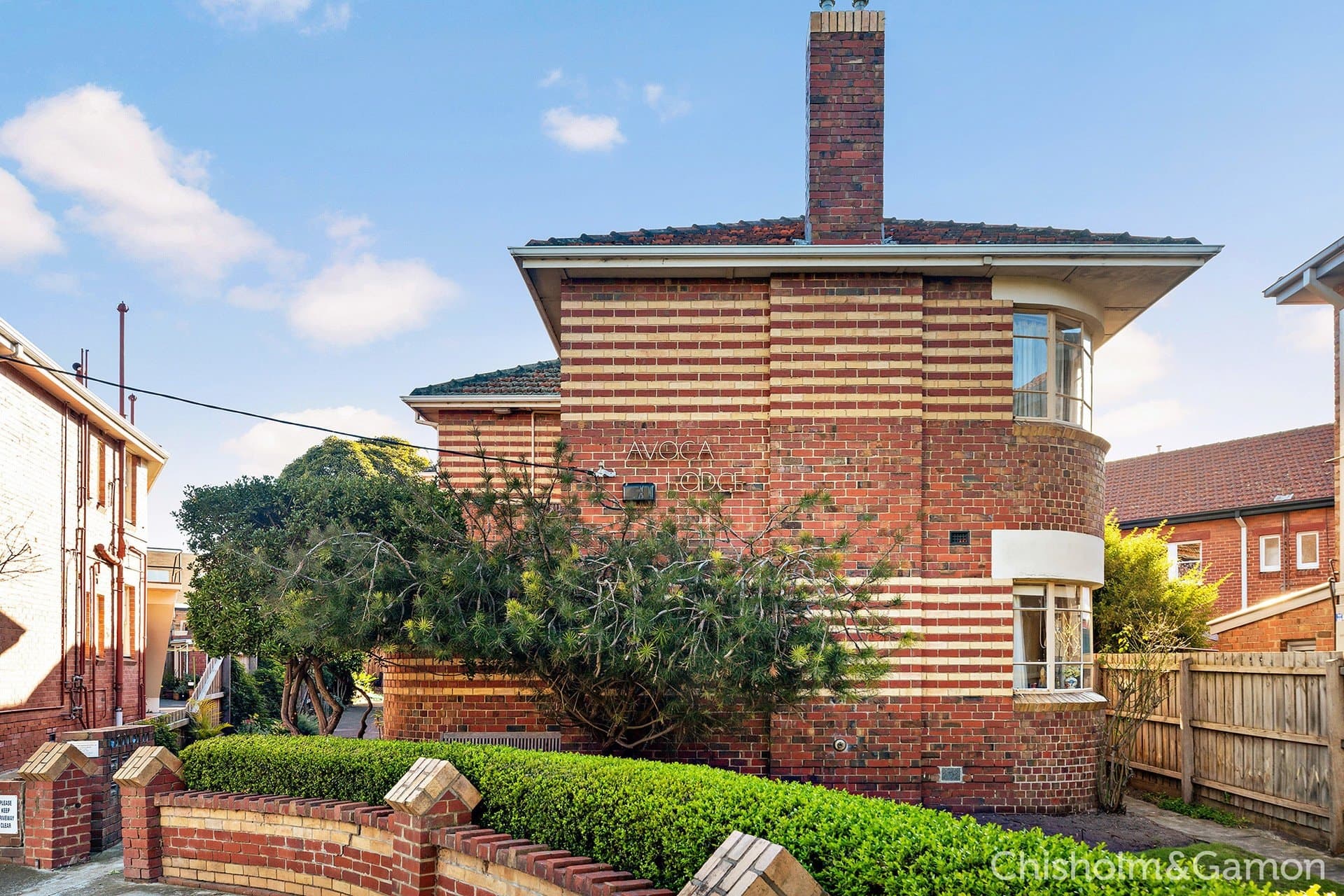 2/1 Avoca Court, Elwood, Elwood - Thumbnail 2
