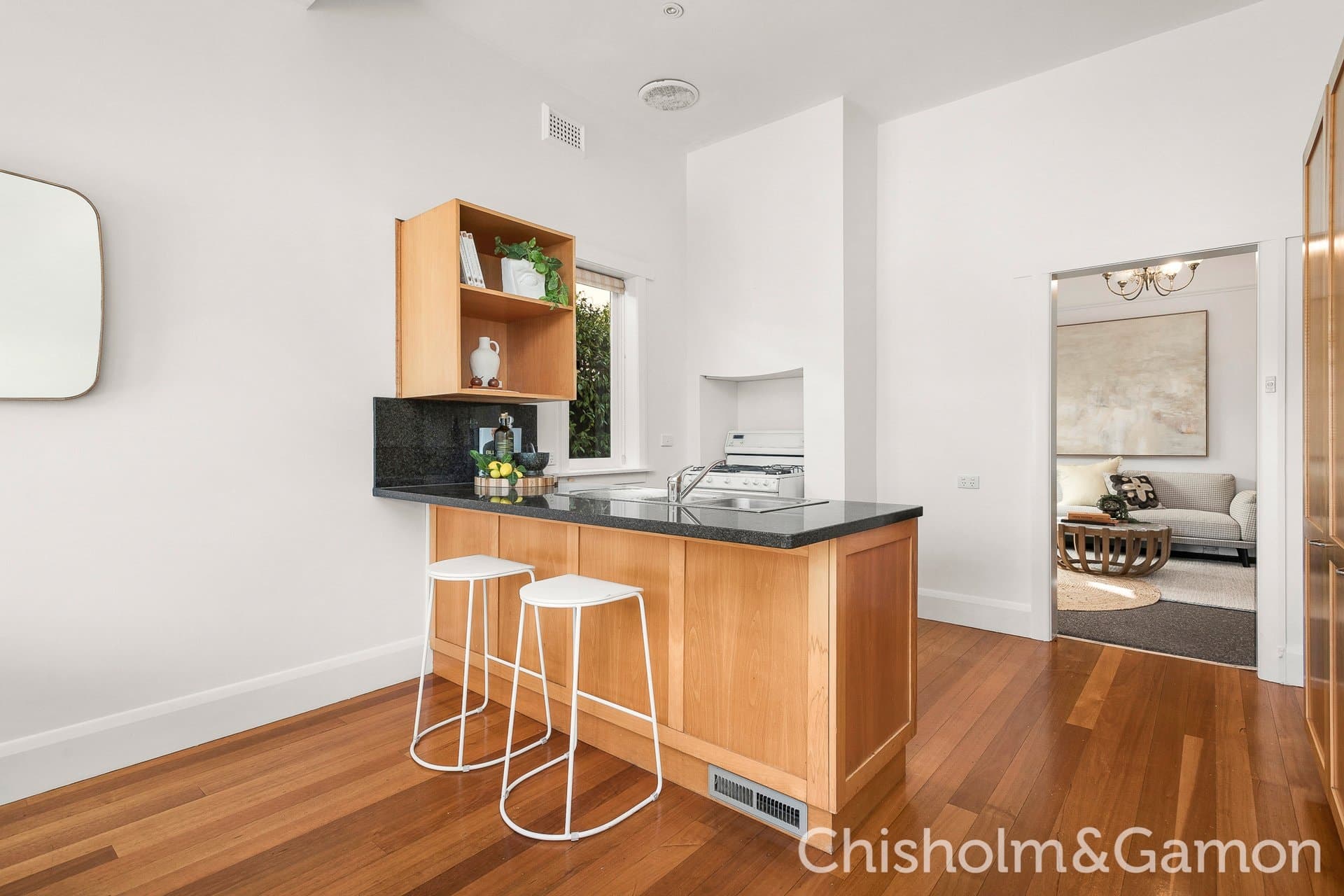 13 Thackeray Street, Elwood, Elwood - Thumbnail 8