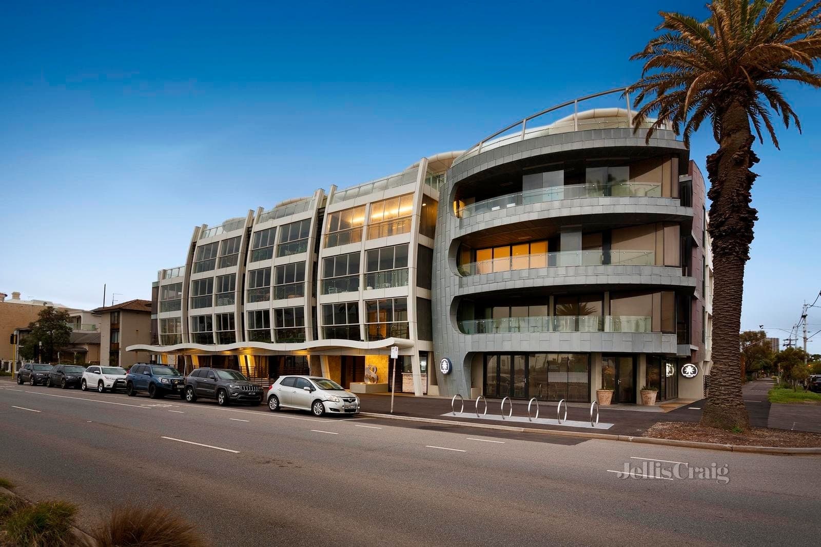303/88 Beaconsfield Parade, Albert Park, Albert Park - Thumbnail 2
