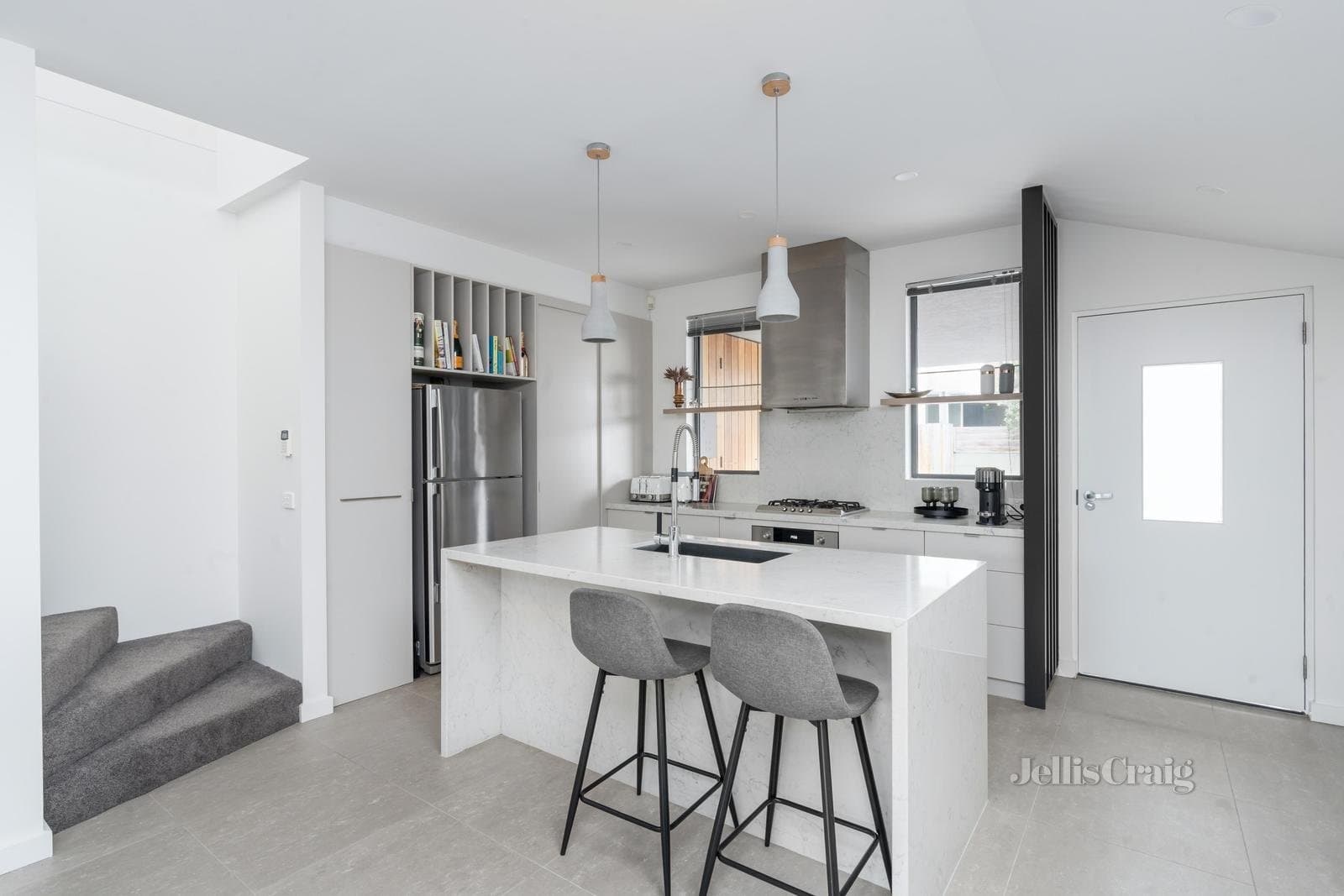 2A Esplanade Place, Port Melbourne, Port Melbourne - Thumbnail 5