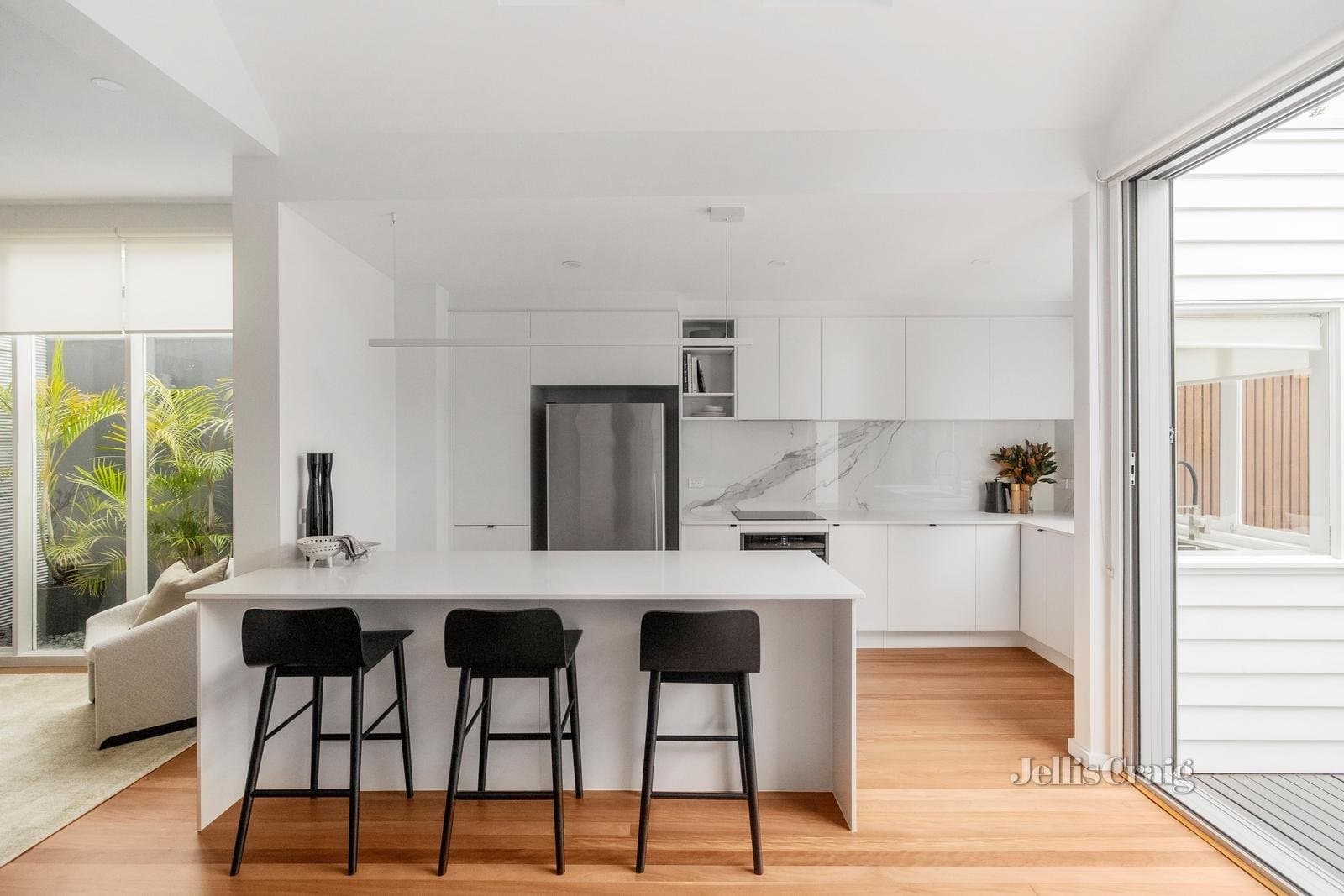 24 Tribe Street, South Melbourne, South Melbourne - Thumbnail 4