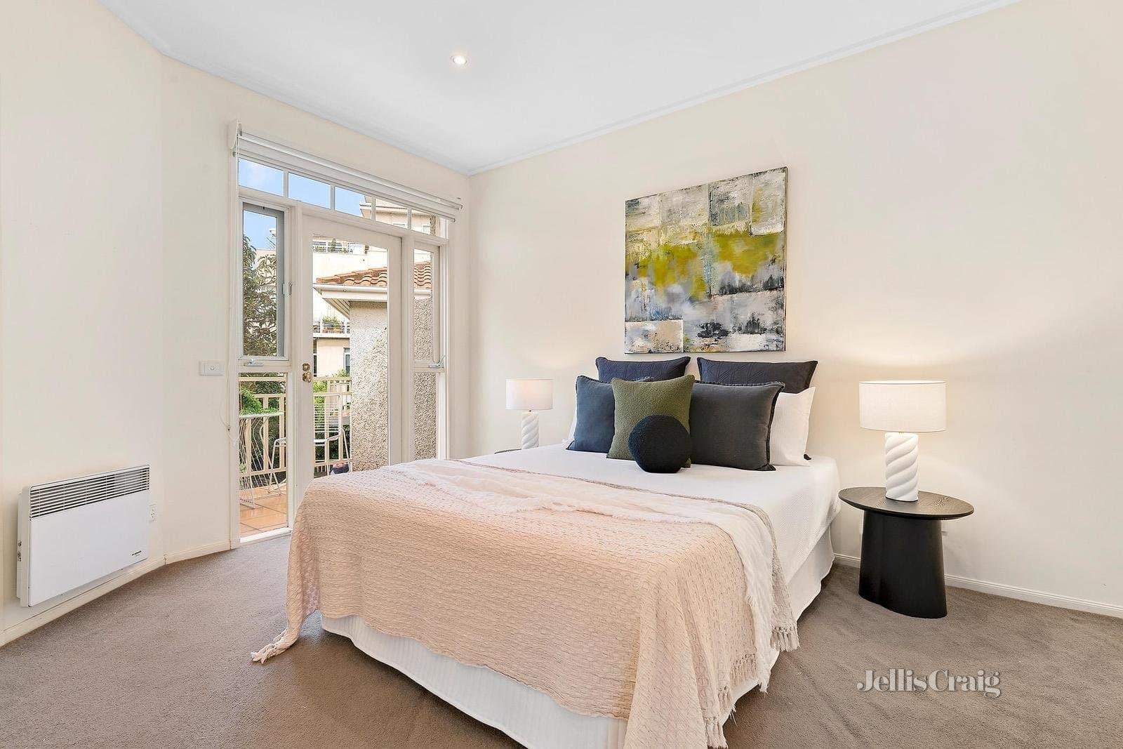 8/48 Esplanade West, Port Melbourne, Port Melbourne - Thumbnail 4