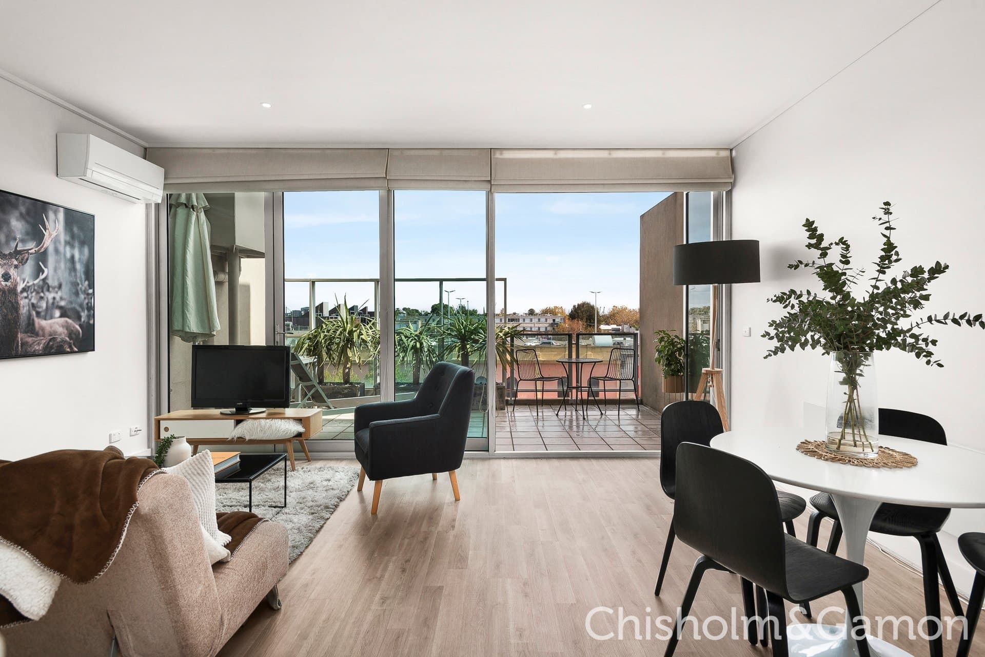 20a/200 Bay Street, Port Melbourne, Port Melbourne - Thumbnail 2