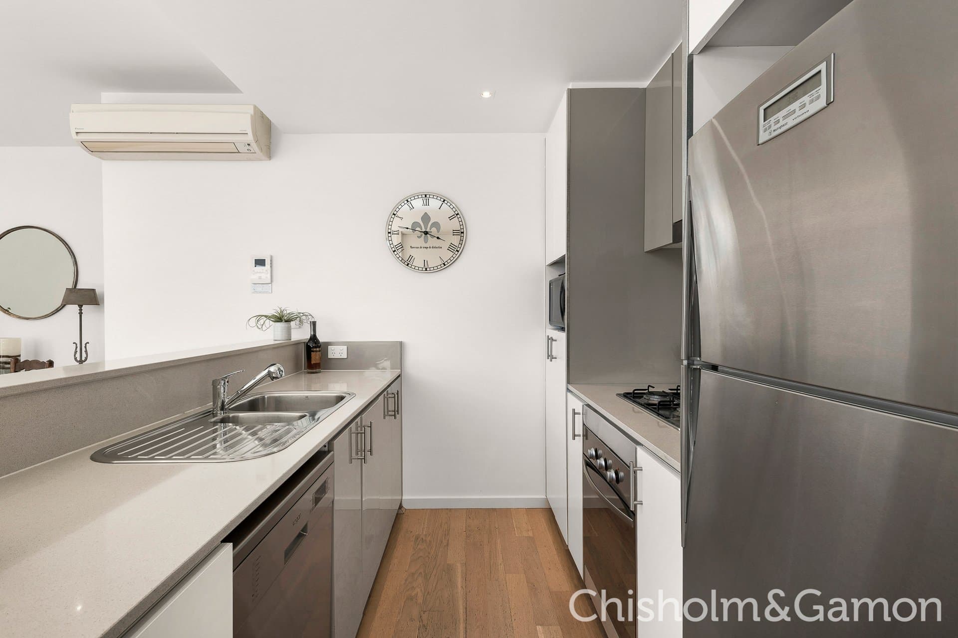504/55 Bay Street, Port Melbourne, Port Melbourne - Thumbnail 6
