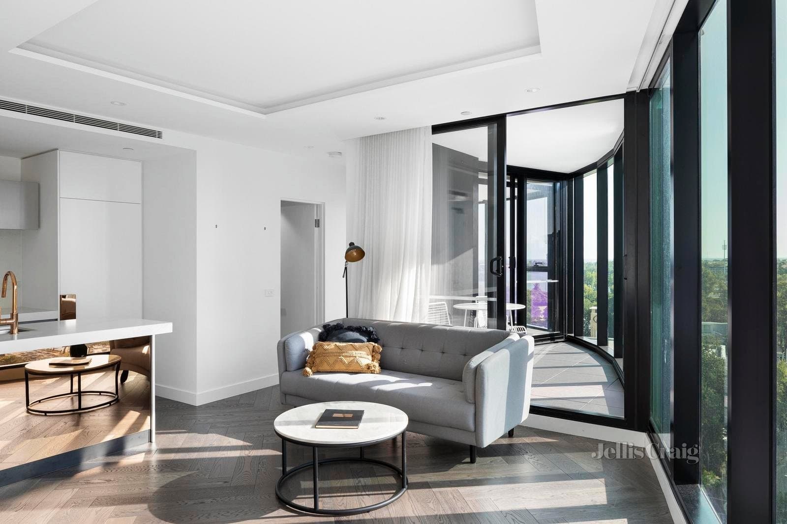 907/8 Bowen Crescent, Melbourne, Melbourne - Thumbnail 3