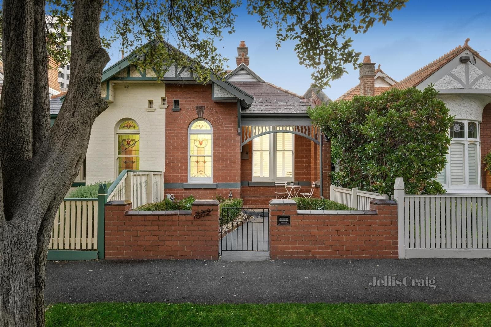 332 Danks Street, Middle Park, Middle Park - Thumbnail 2