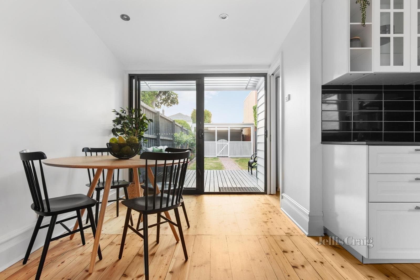332 Danks Street, Middle Park, Middle Park - Thumbnail 8